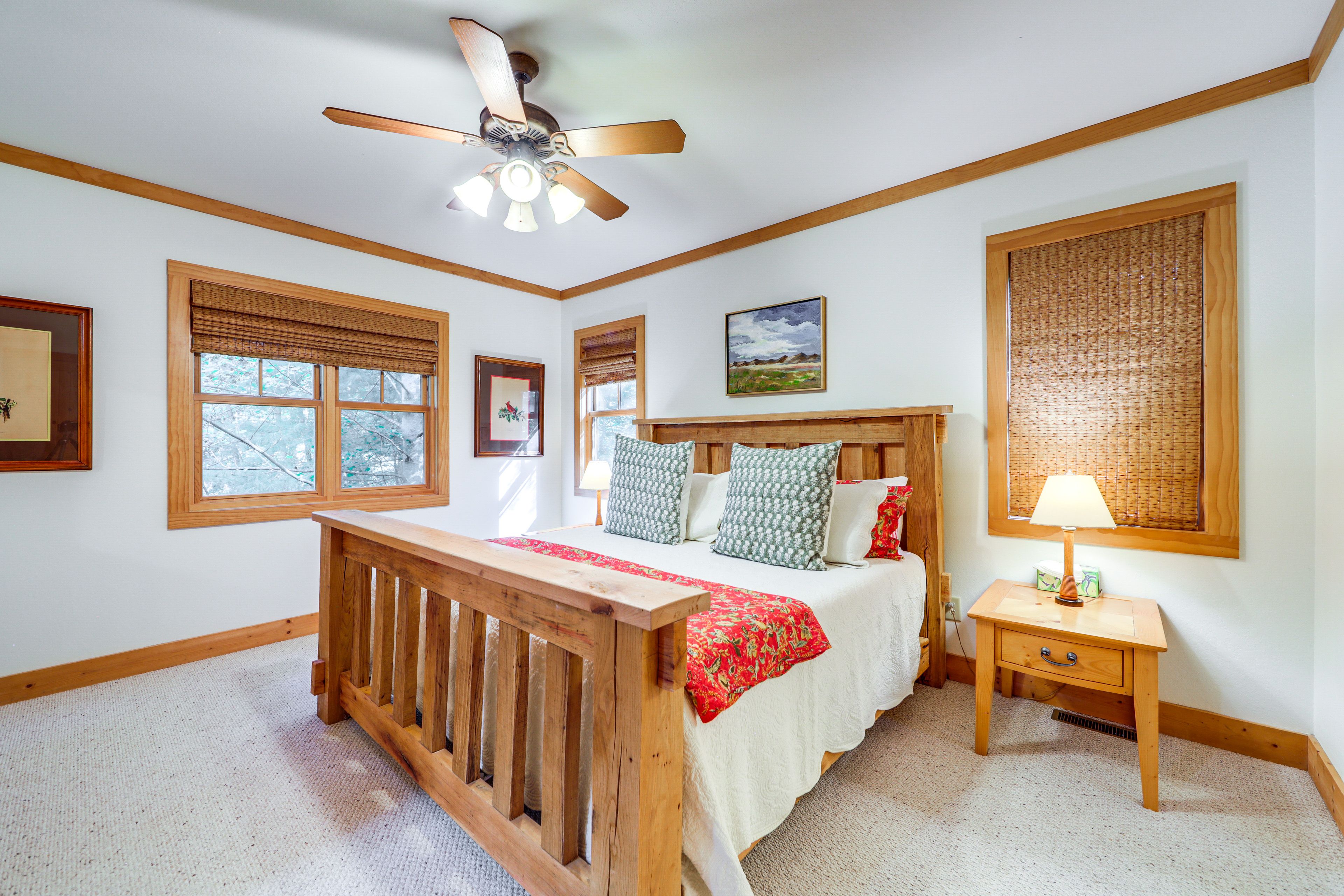 Bedroom 2 | Lower Level | King Bed | En-Suite Bathroom