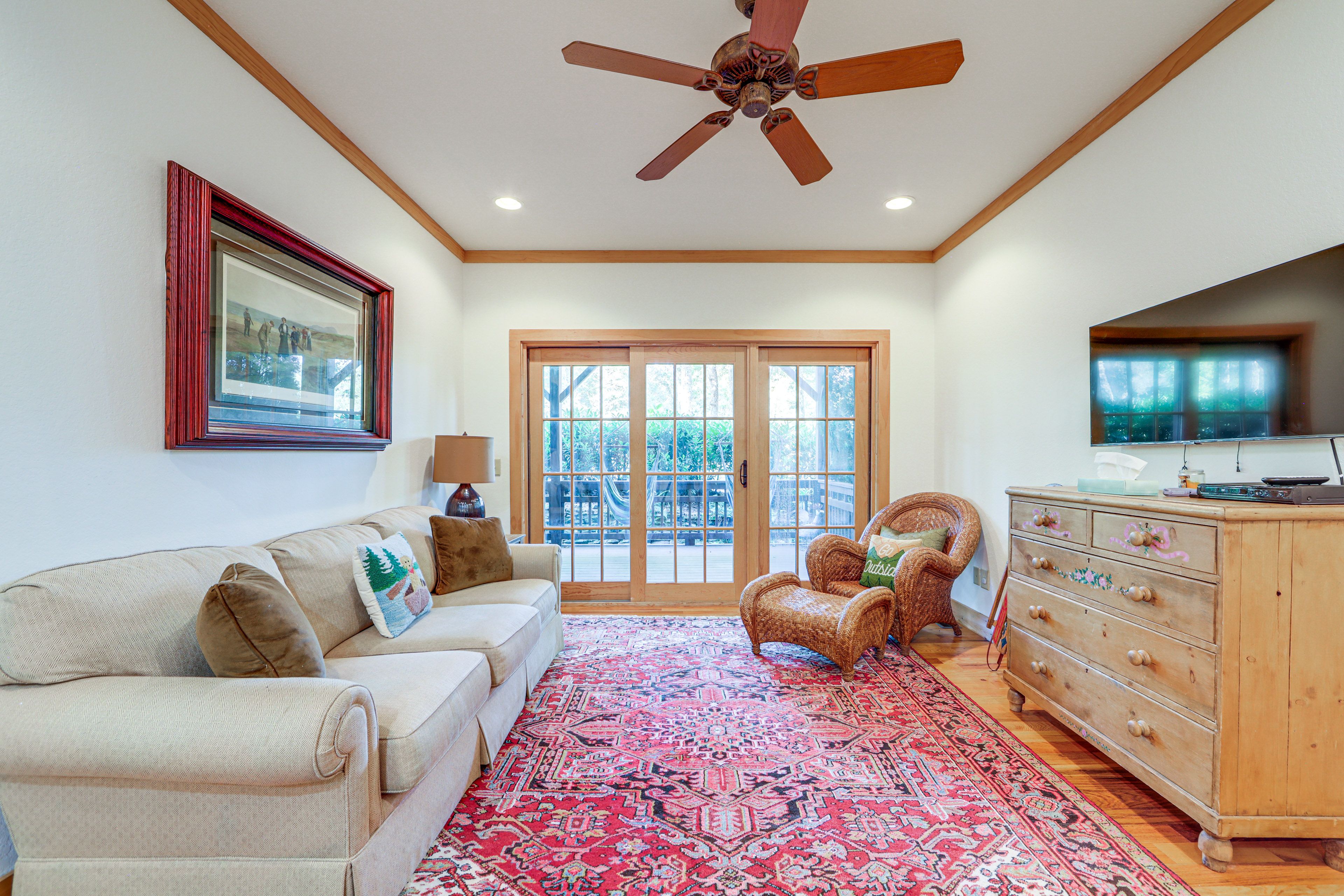 Additional Living Area | Lower Level | Chess Table | Wet Bar | Washer/Dryer