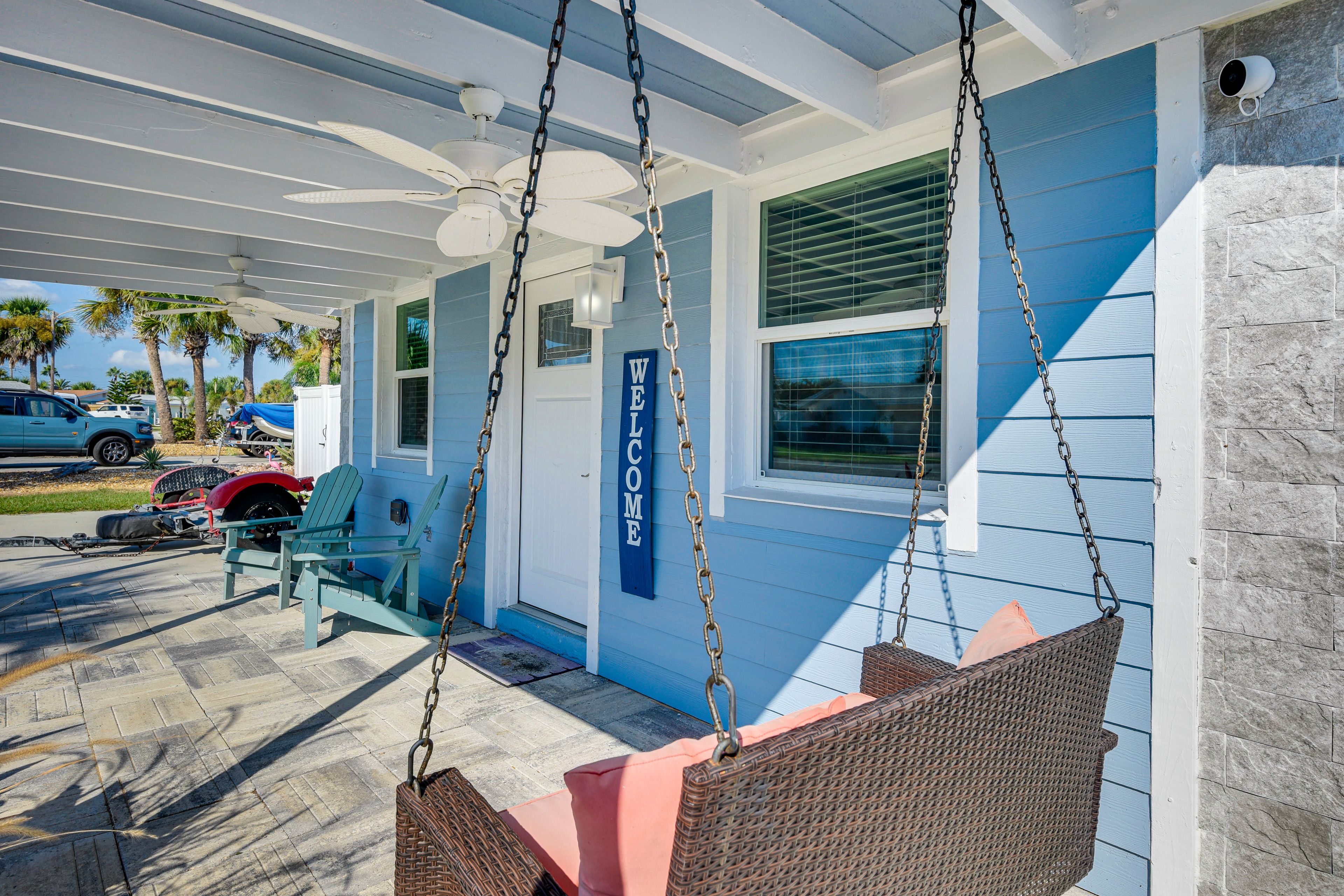 Front Patio | Private Entrance