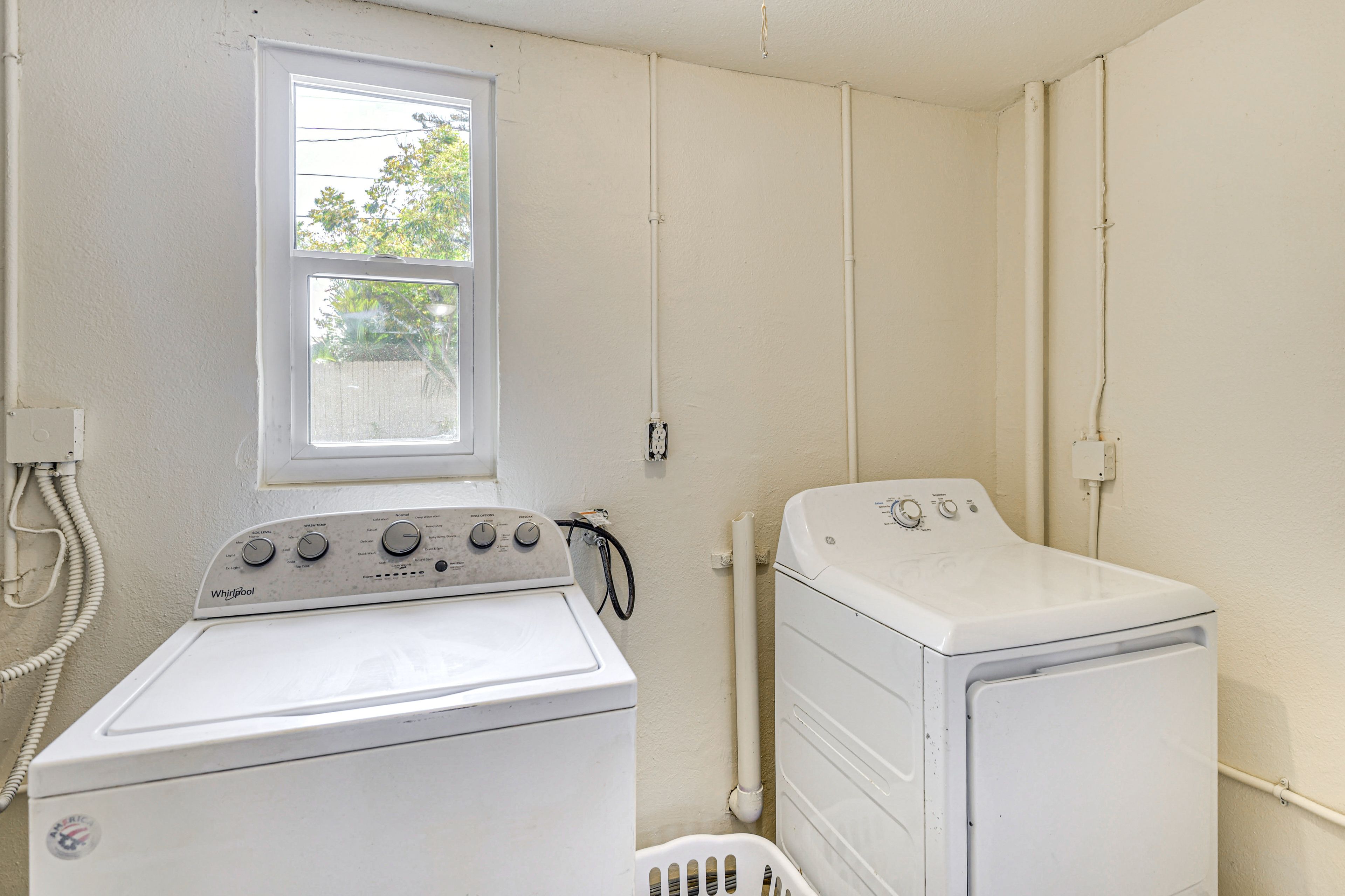 Washer & Dryer