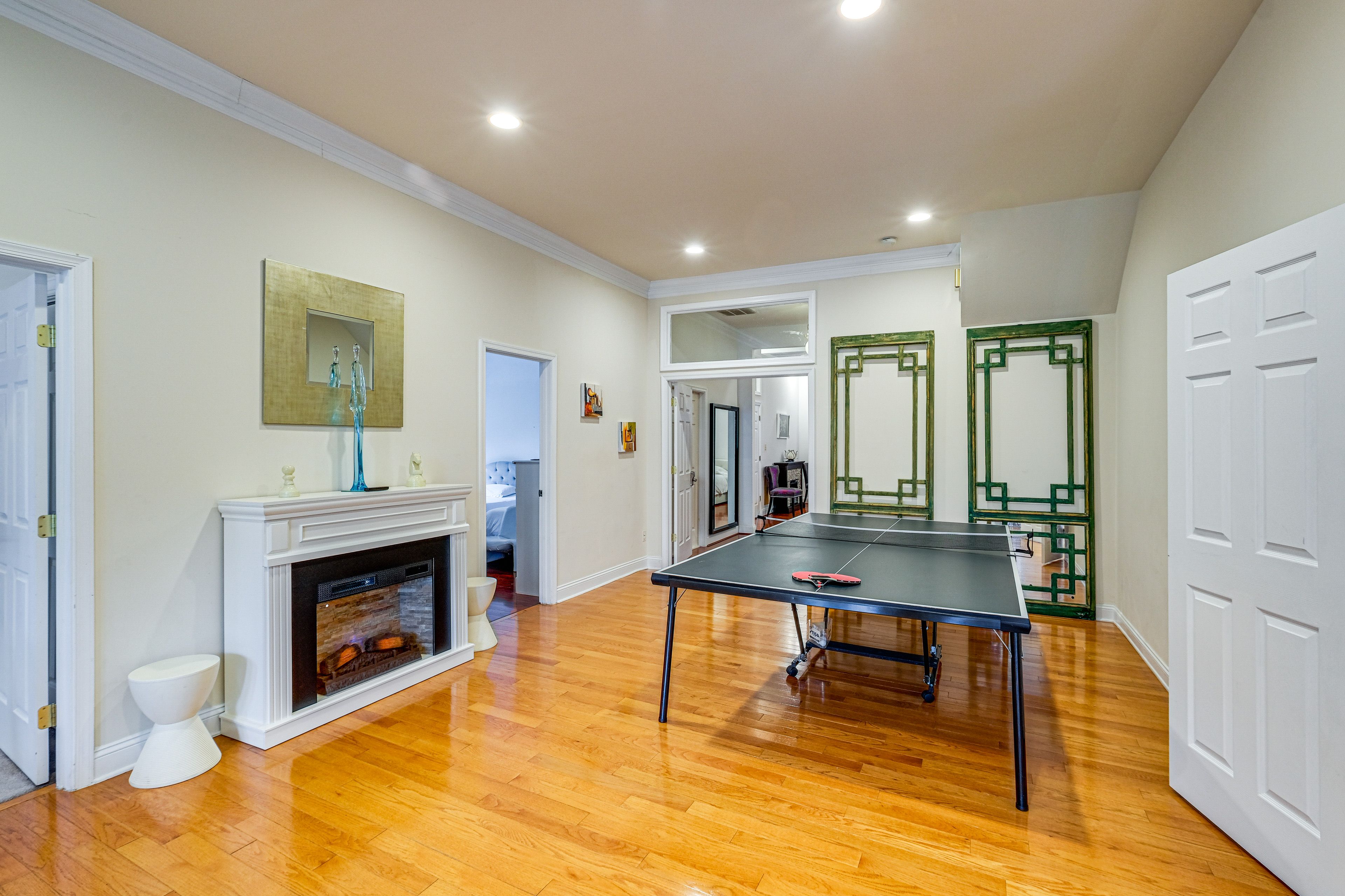 Game Room | Ping-Pong Table | Electric Fireplace | 2nd Floor