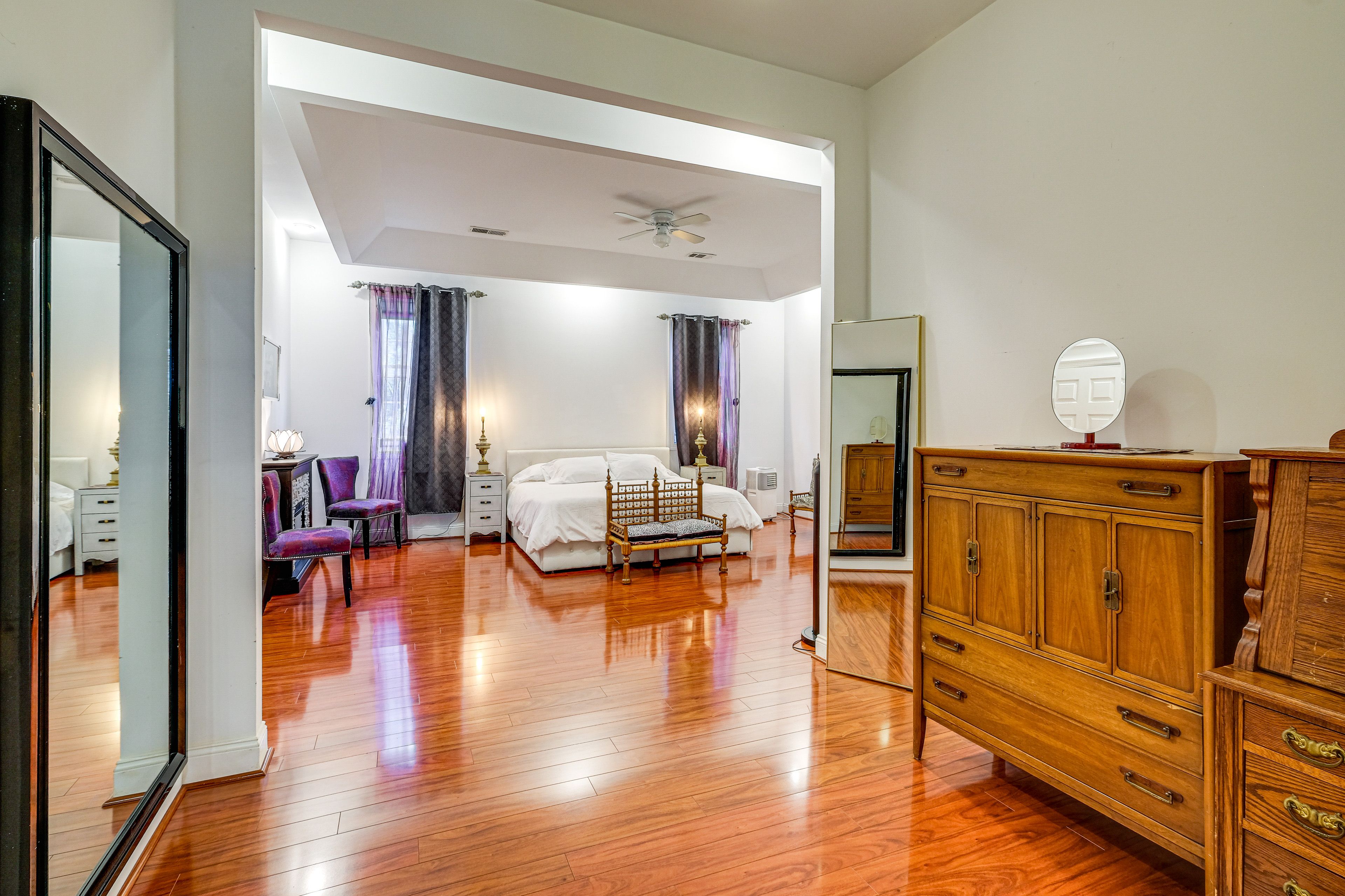 Bedroom 1 | King Bed | 2nd Floor