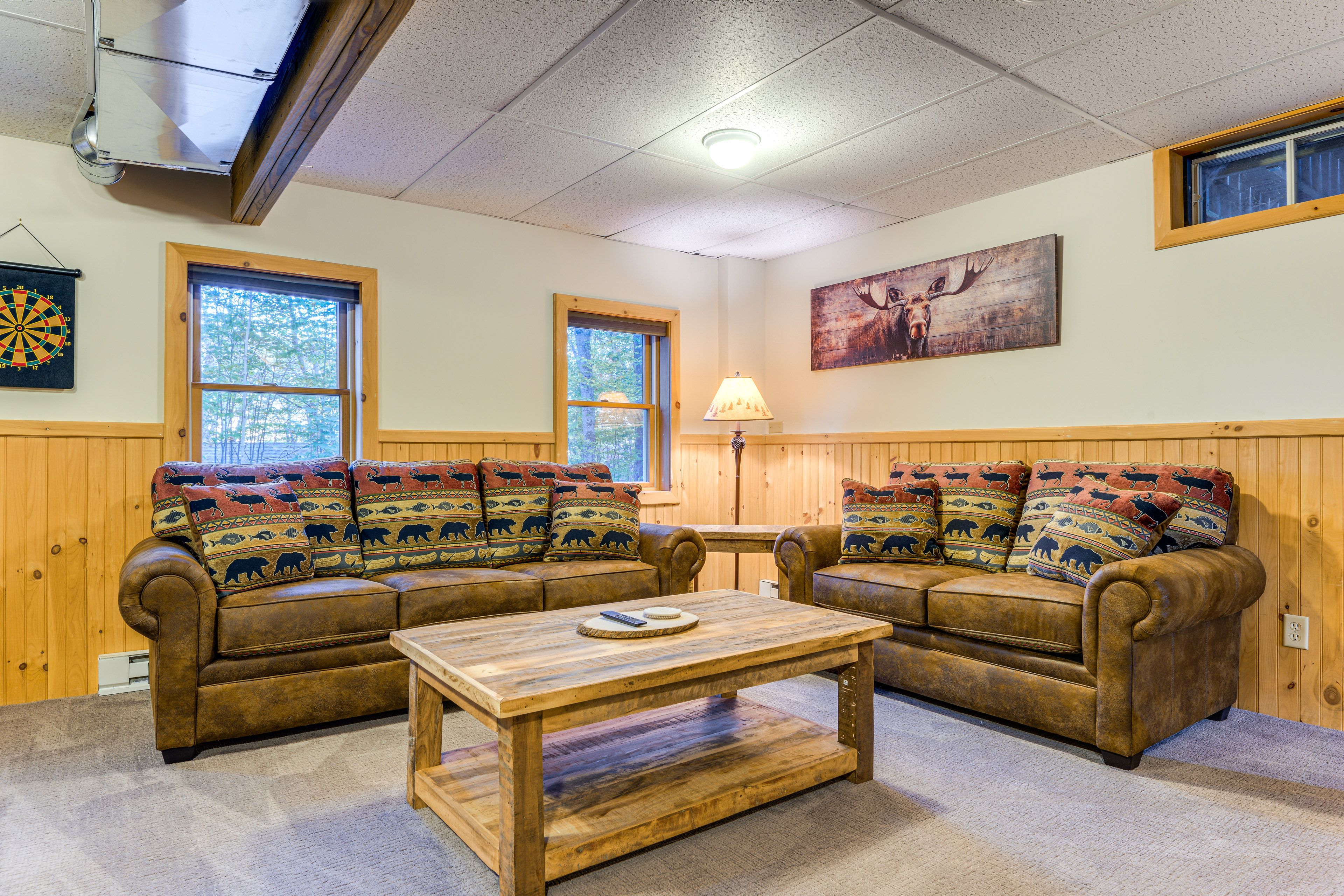Game Room | Queen Sleeper Sofa | Smart TV | Basement