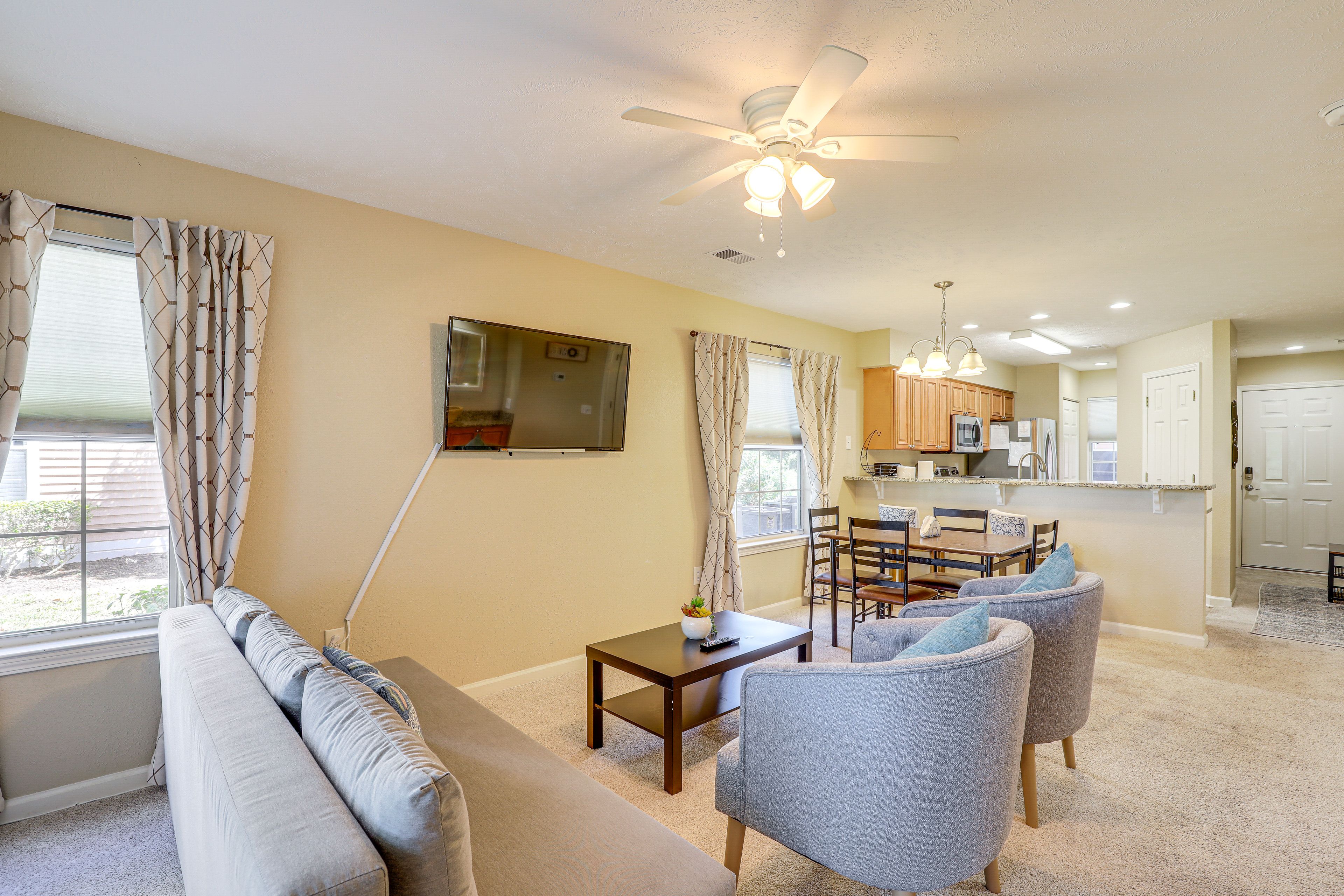 Myrtle Beach Vacation Rental | 2BR | 2BA | 901 Sq Ft | 2 Steps to Enter