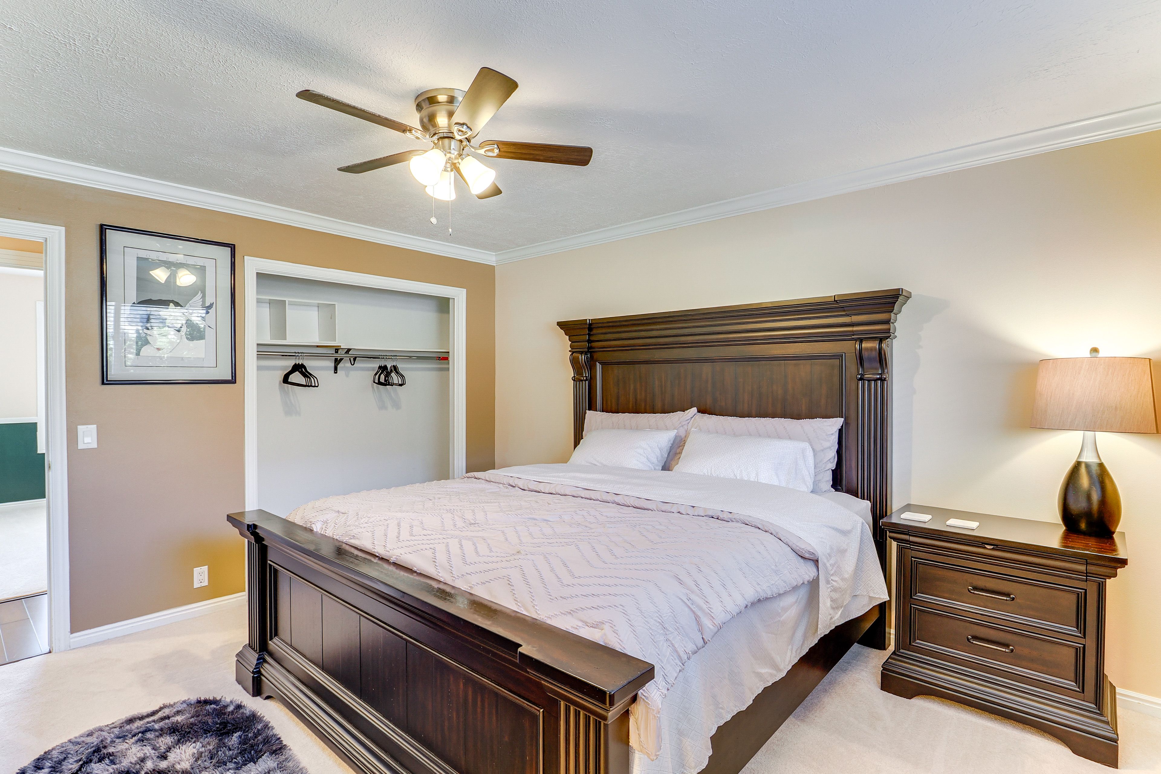 Bedroom 1 | King Bed | Linens Provided | Main Floor