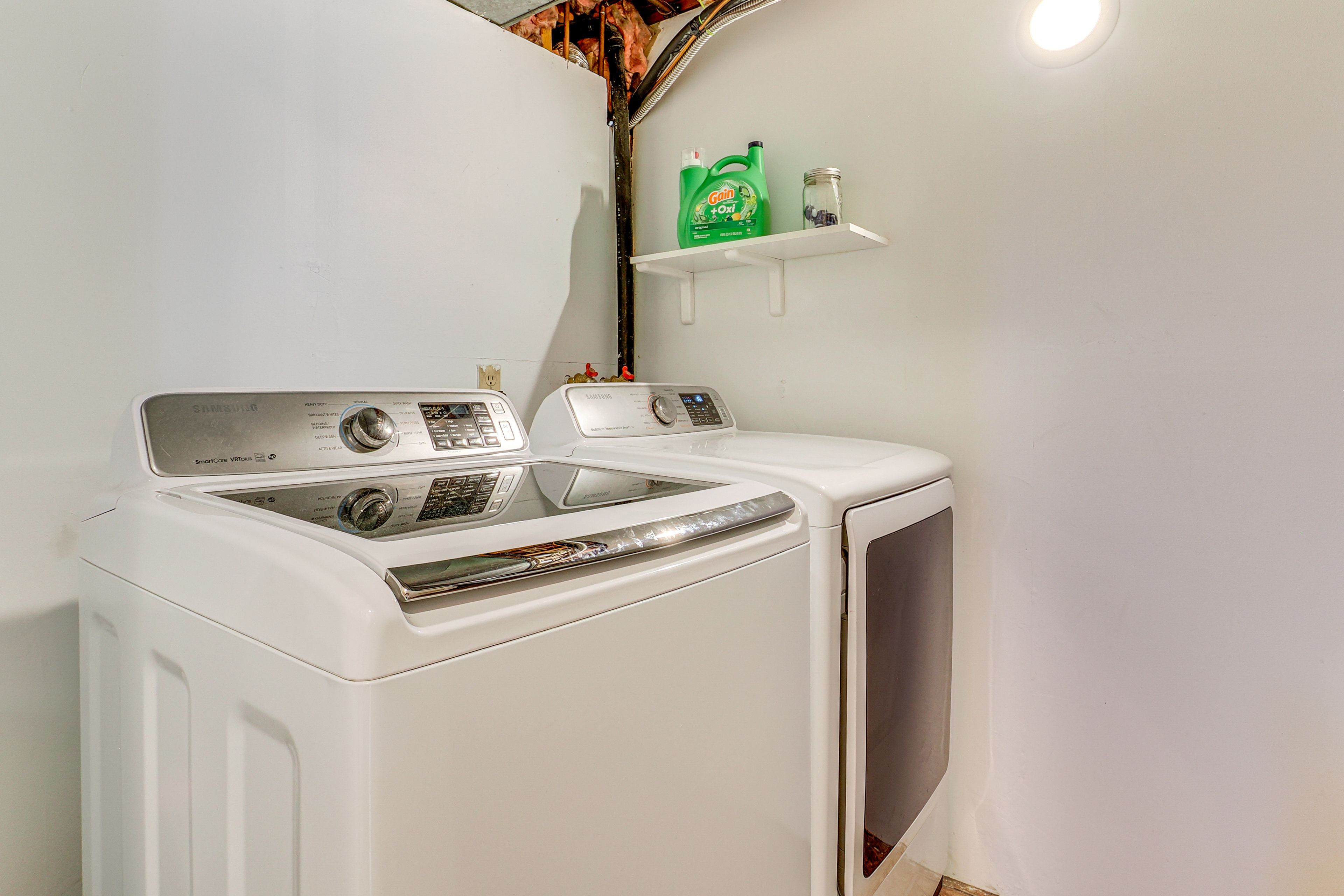Laundry Room | Lower Floor