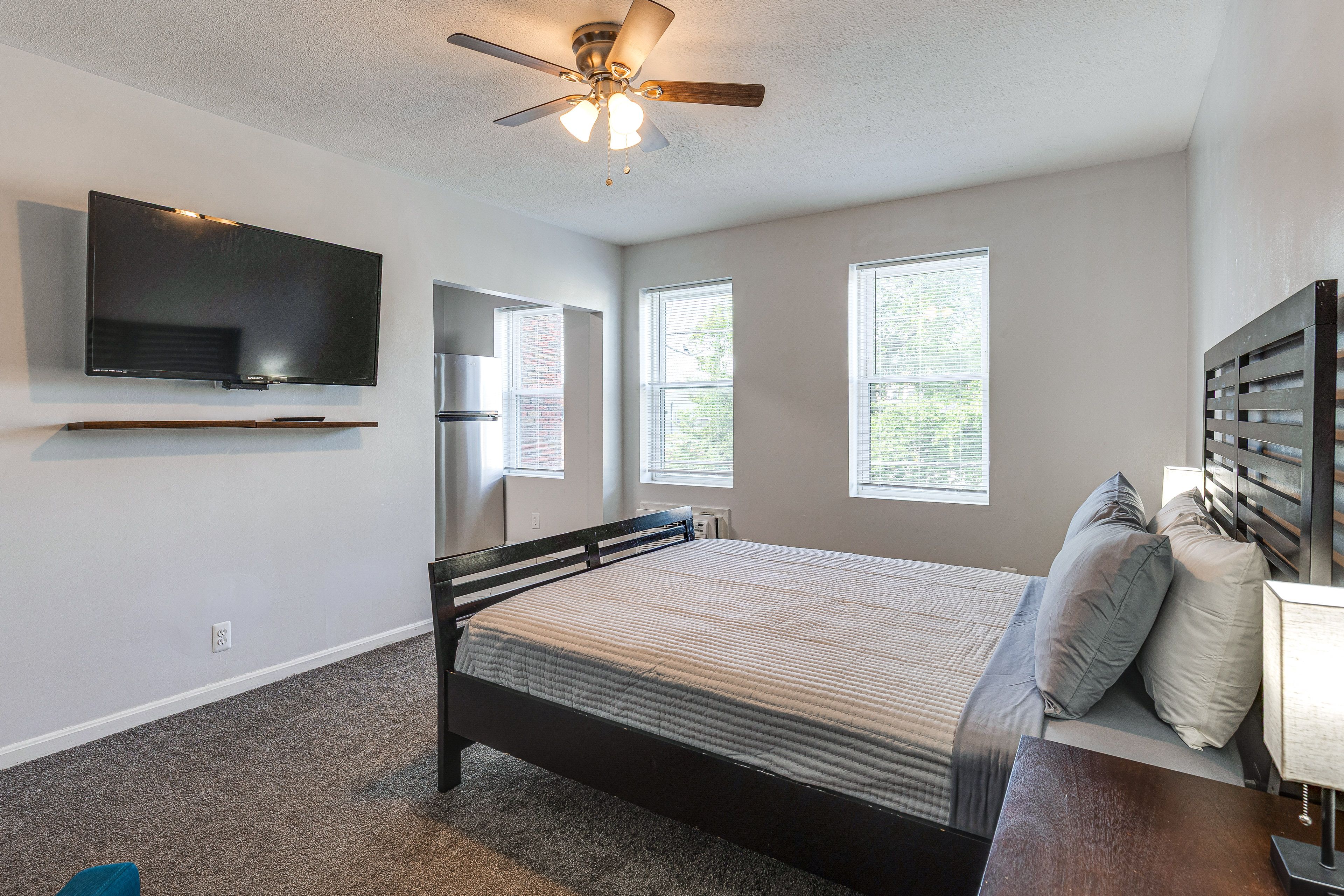 Studio | Window A/C | Free WiFi