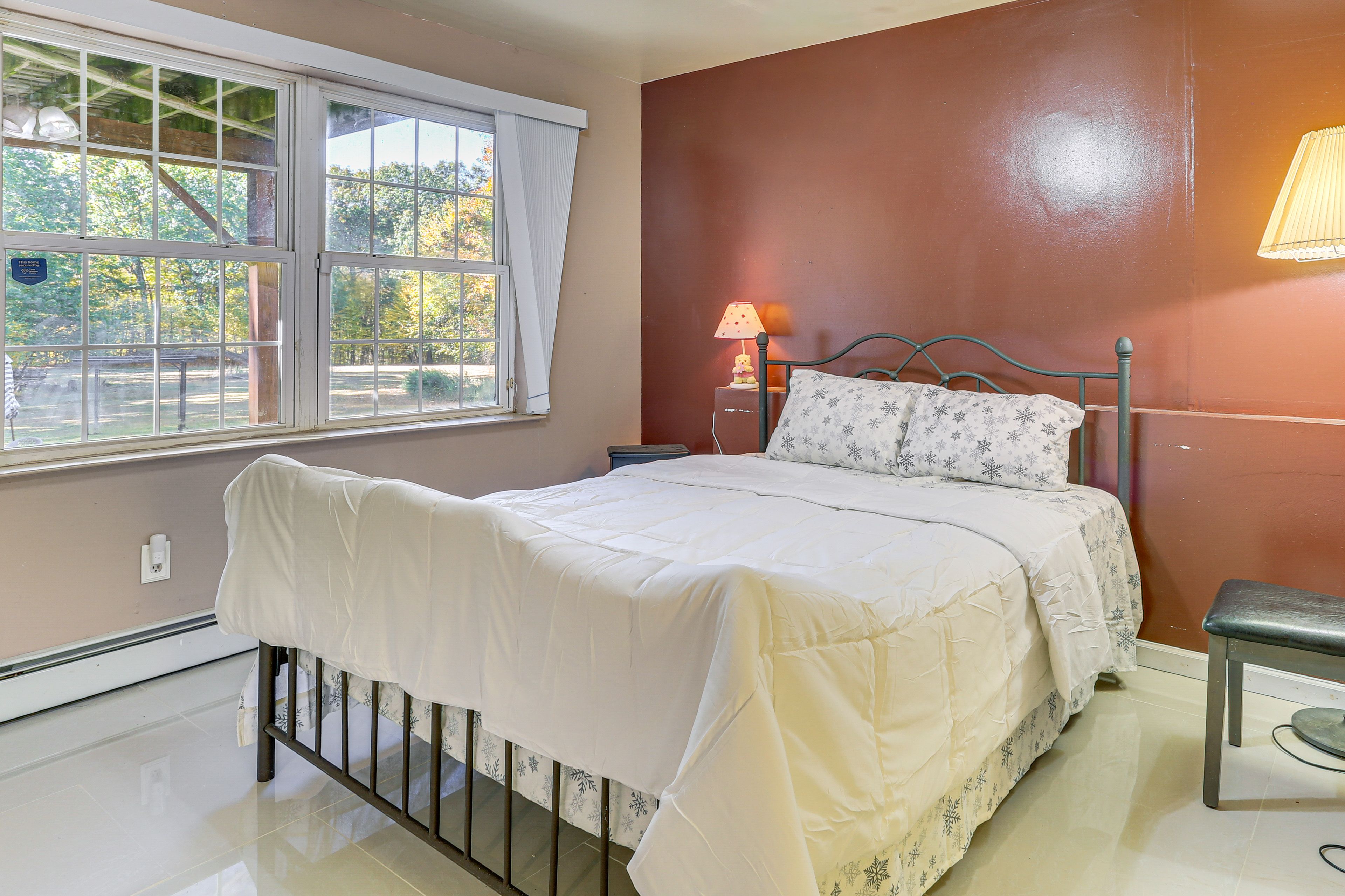 Bedroom 1 | Queen Bed | Sauna | Lower Level