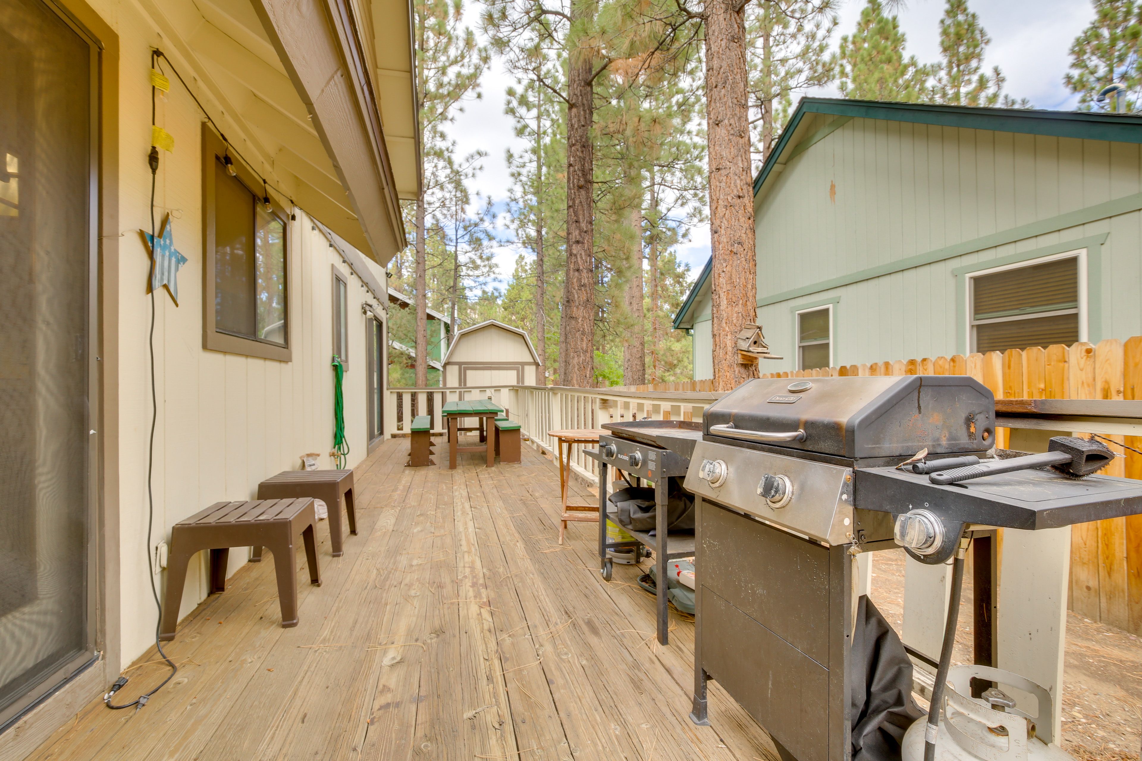 Private Deck | Grill & Griddle | Outdoor Seating