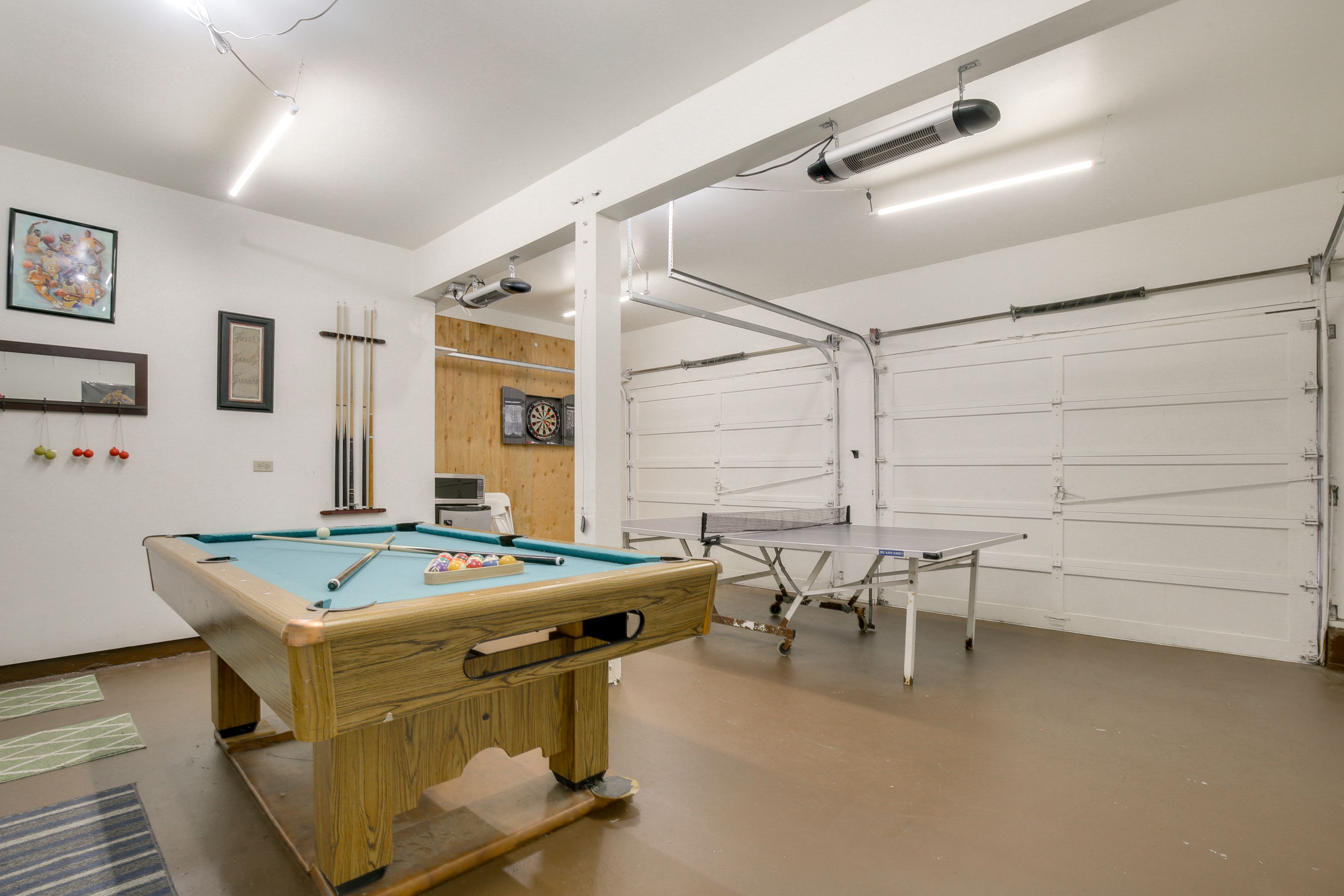 Garage Game Room | Ping-Pong Table | 1st Floor