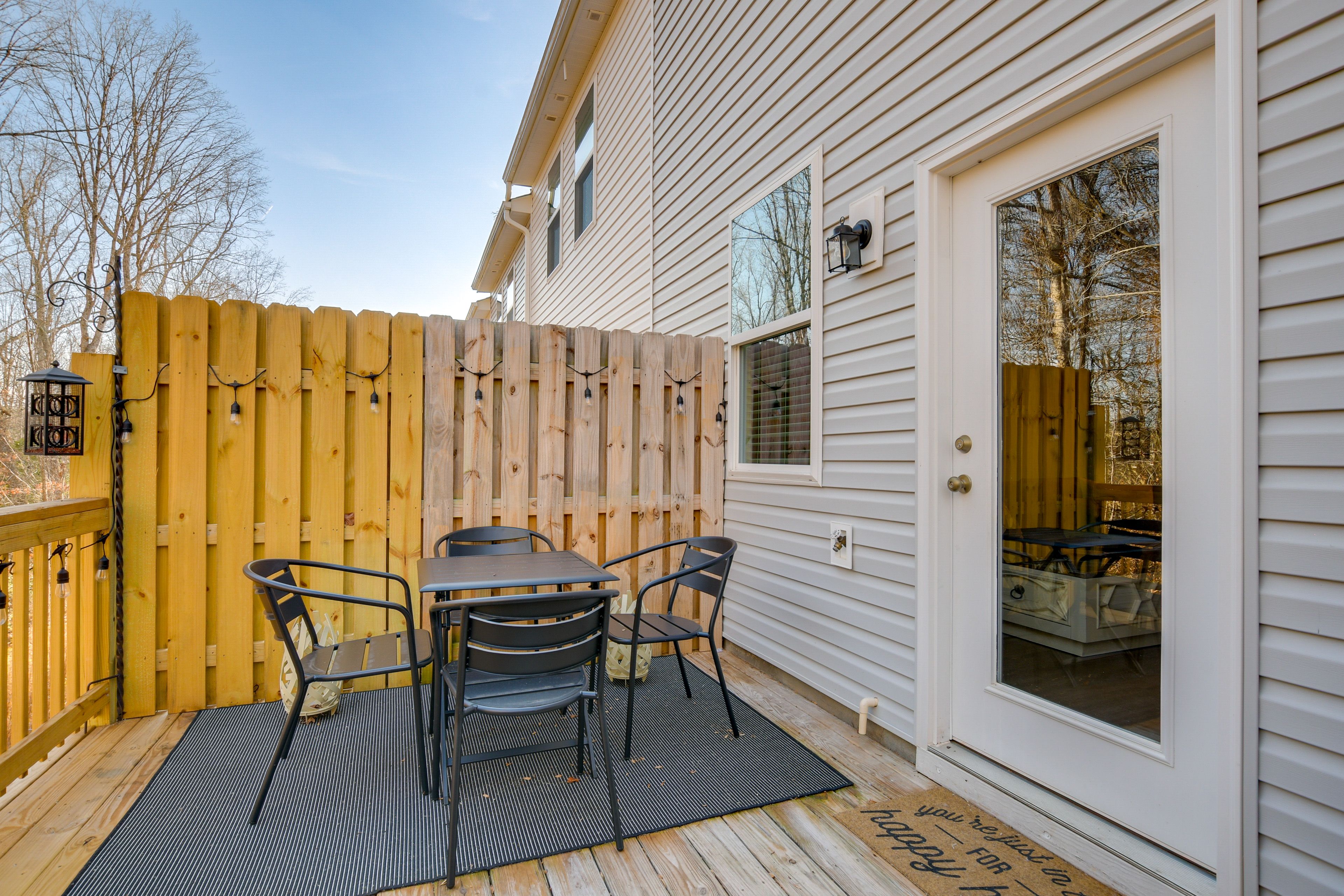 Private Deck | Gas Grill
