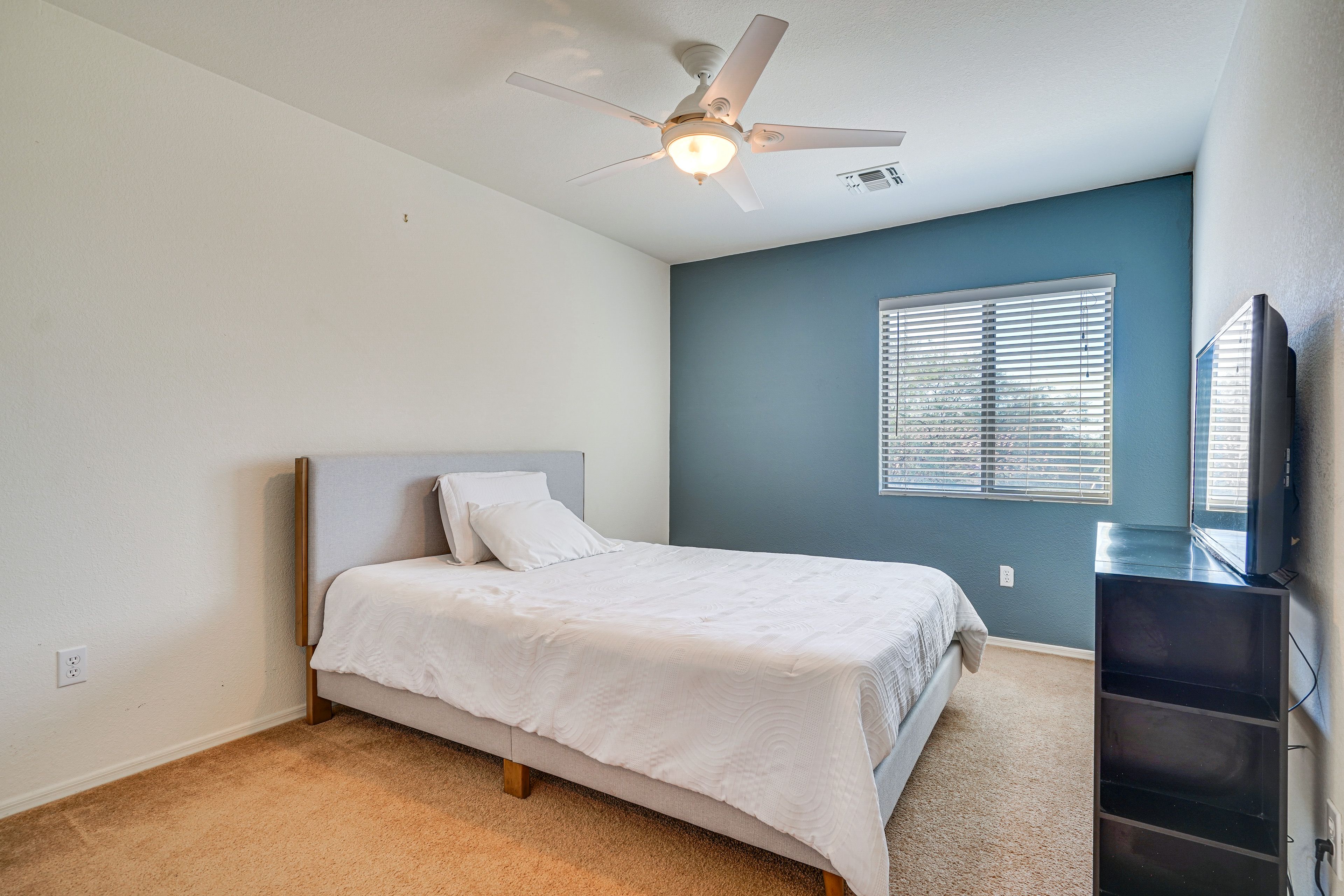 Bedroom 3 | Queen Bed | 2nd Floor