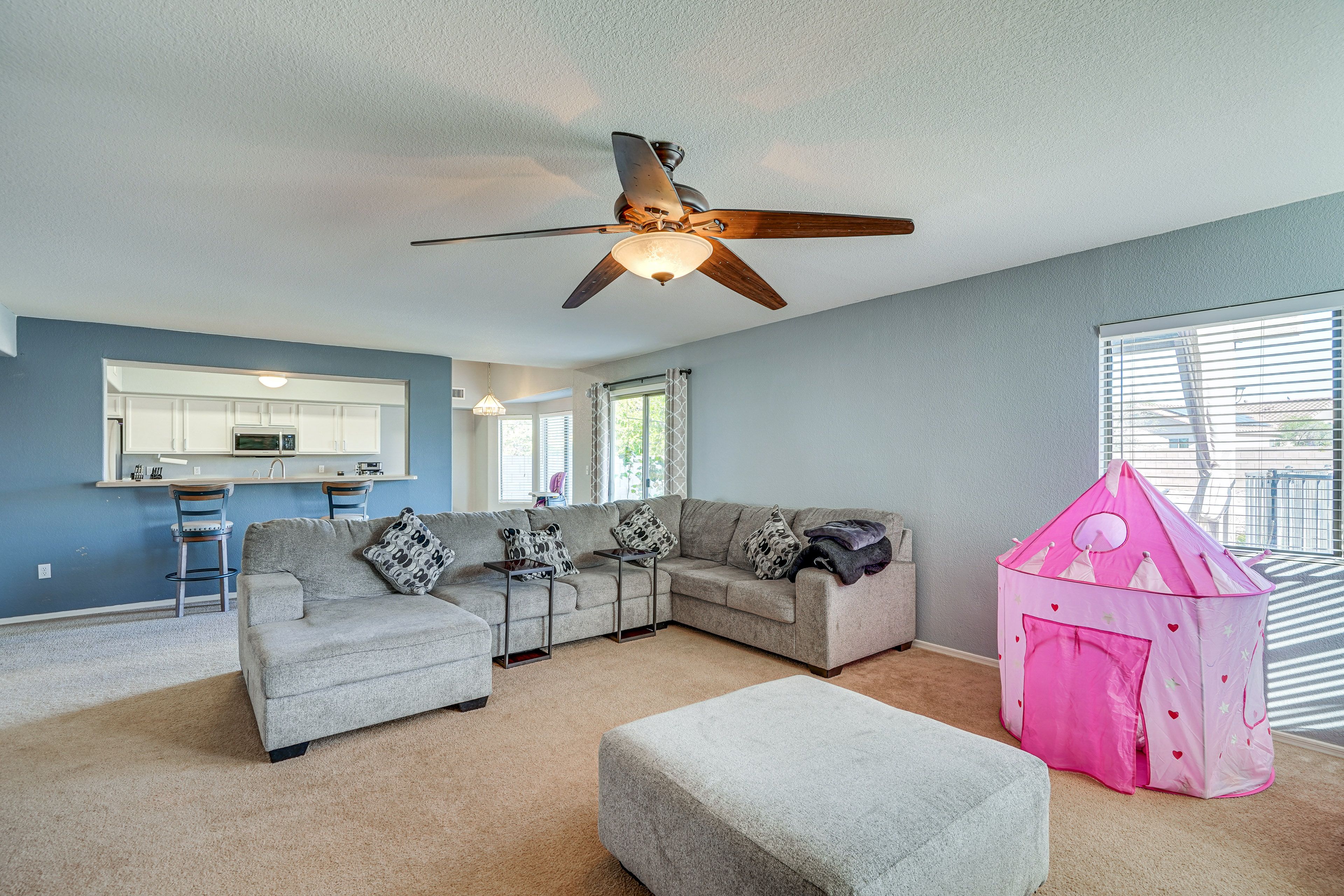 Living Room | 1st Floor | Free WiFi | Smart TV