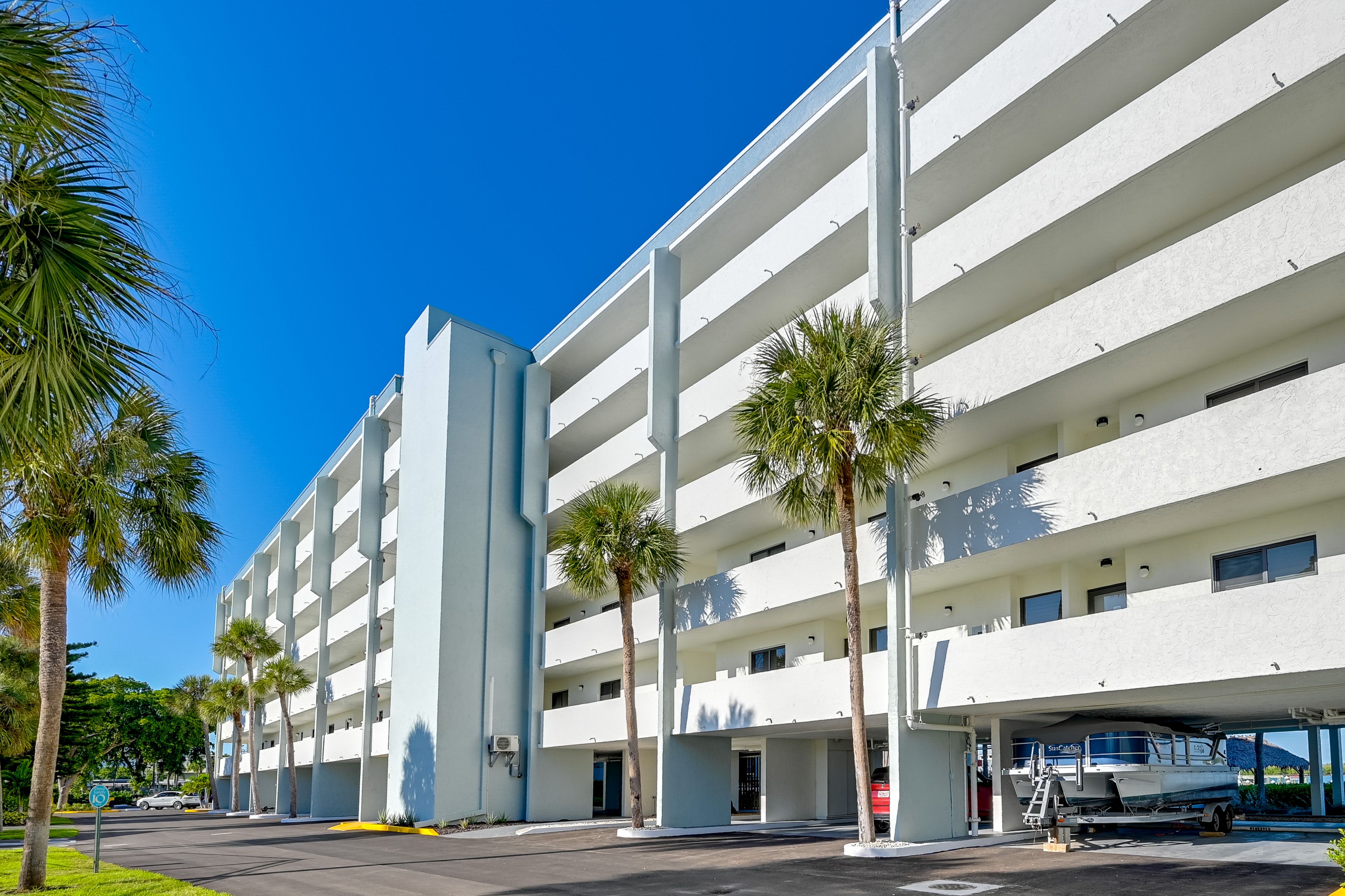 Parking | Community Lot (1 Vehicle) | Addt'l Guest Parking Available