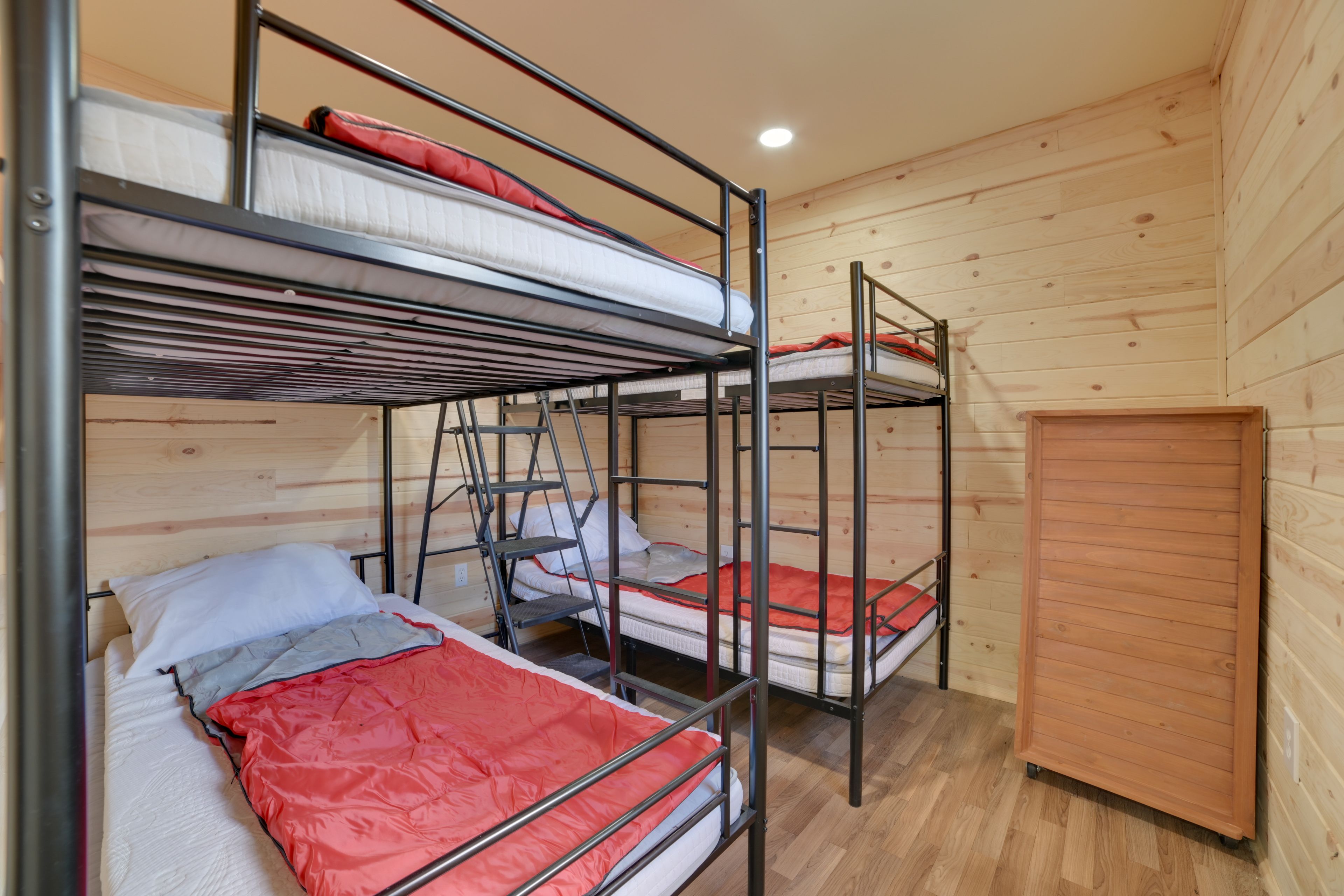 Bedroom 2 | 2 Twin Bunk Beds | 2nd Floor
