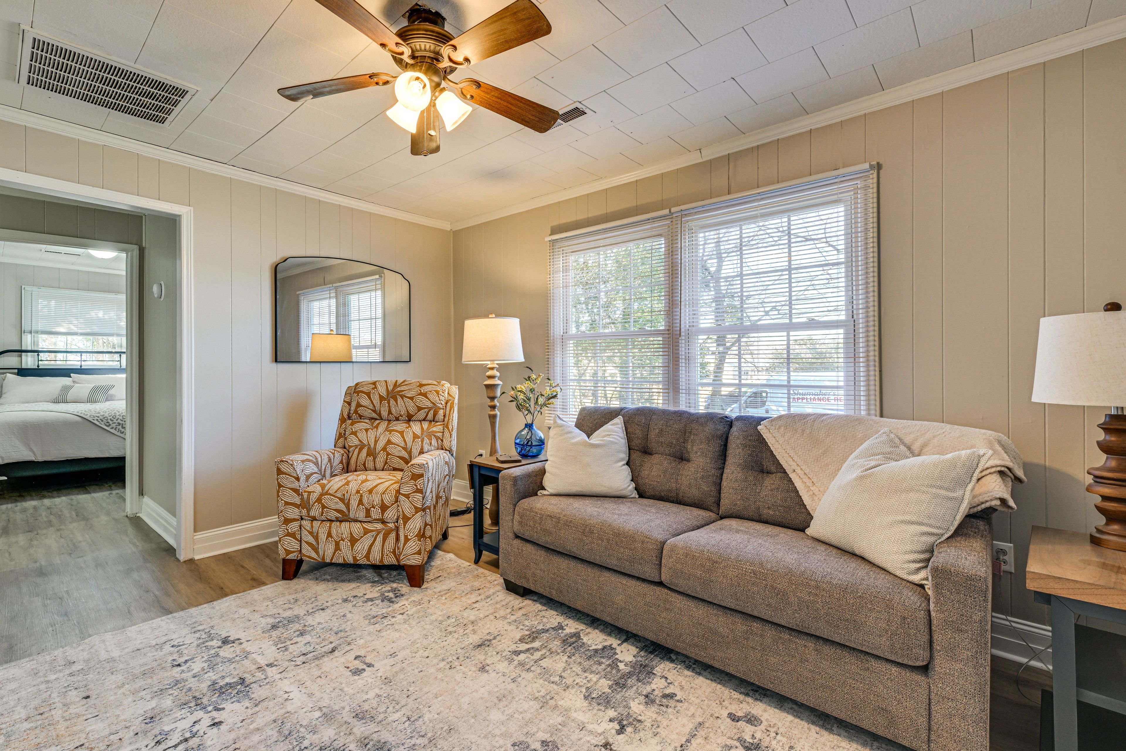 Living Room | Full Sleeper Sofa