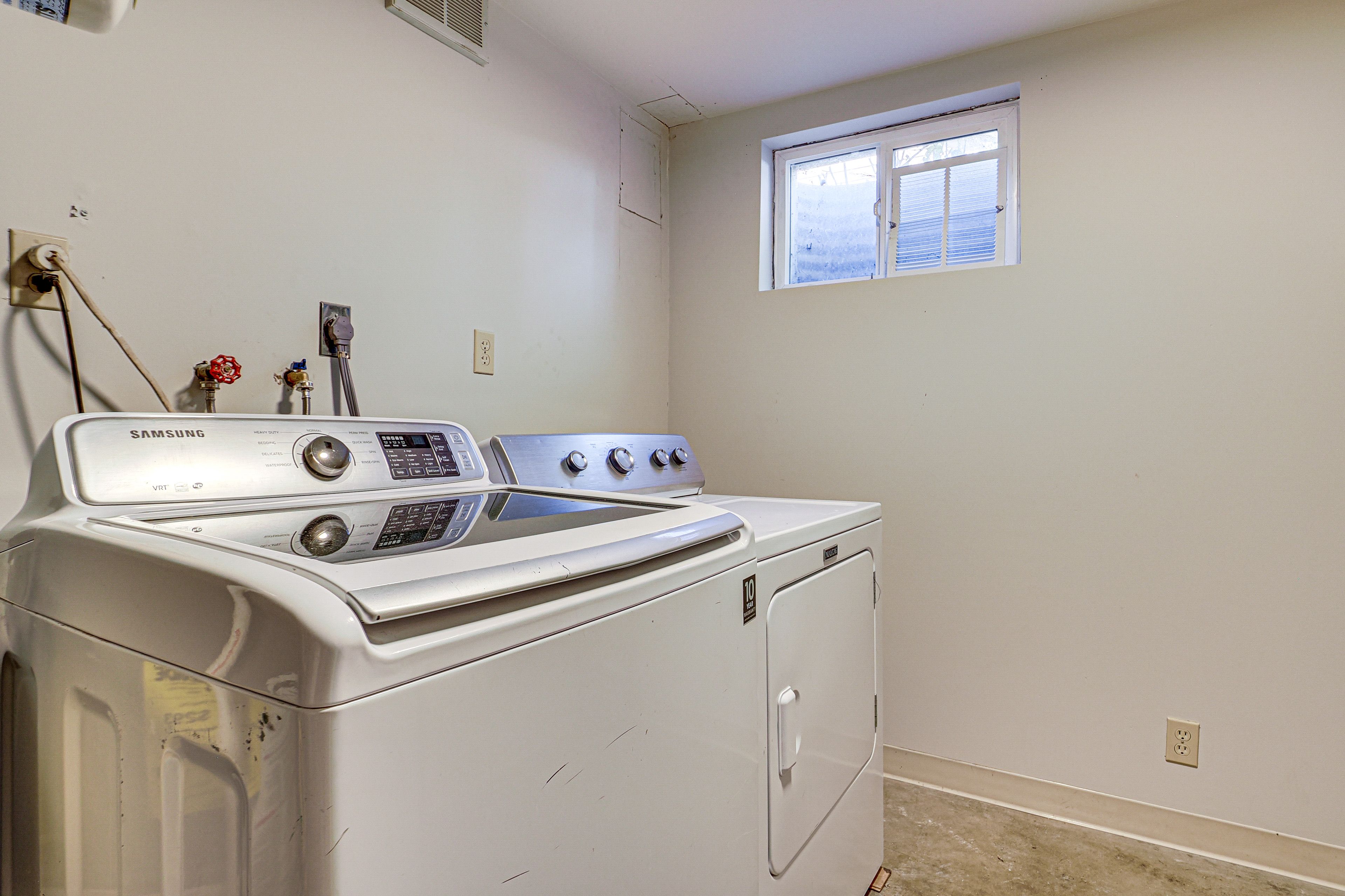 Laundry Room | Basement
