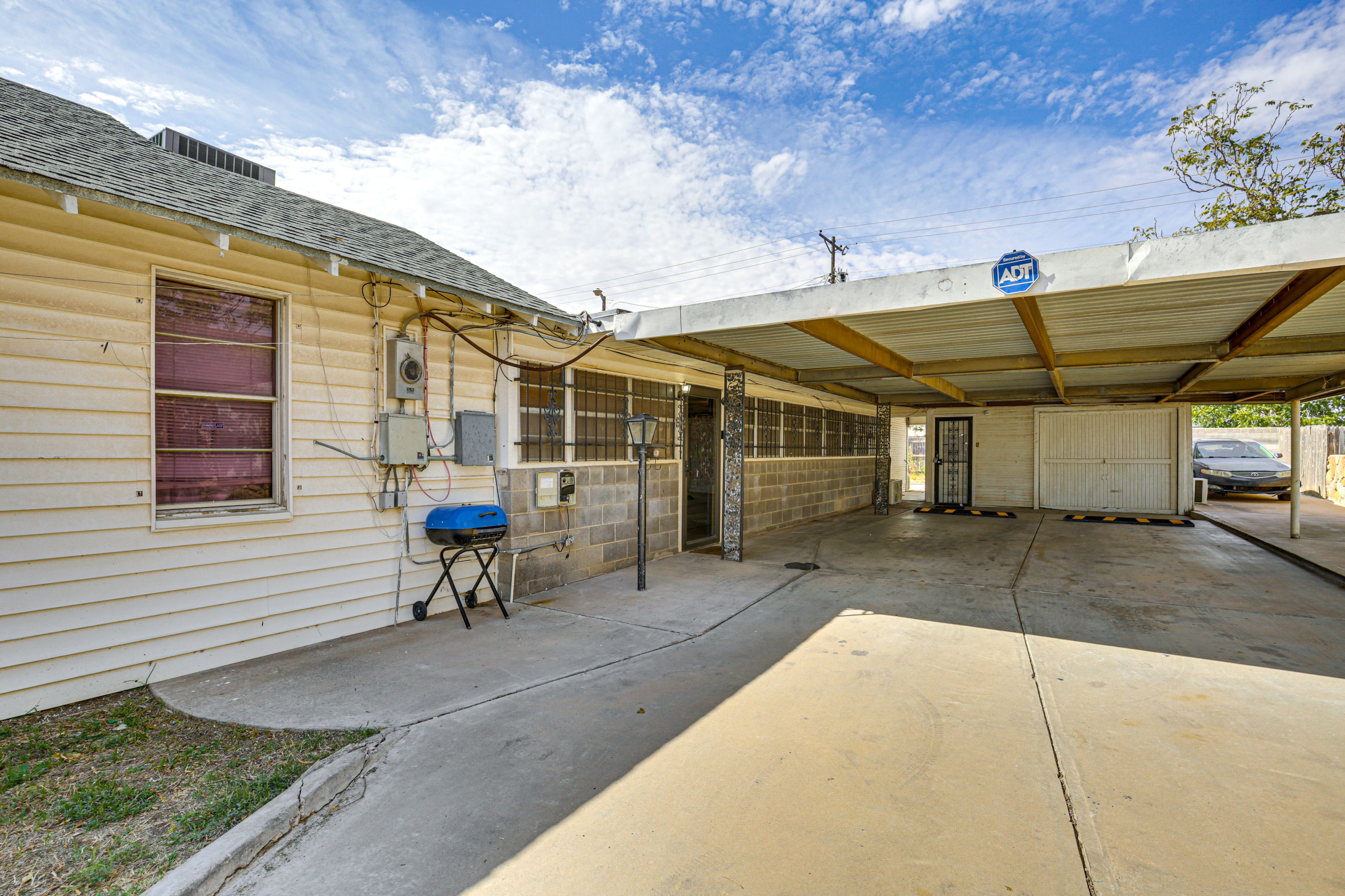 Parking | Shared Carport (1 Vehicle)