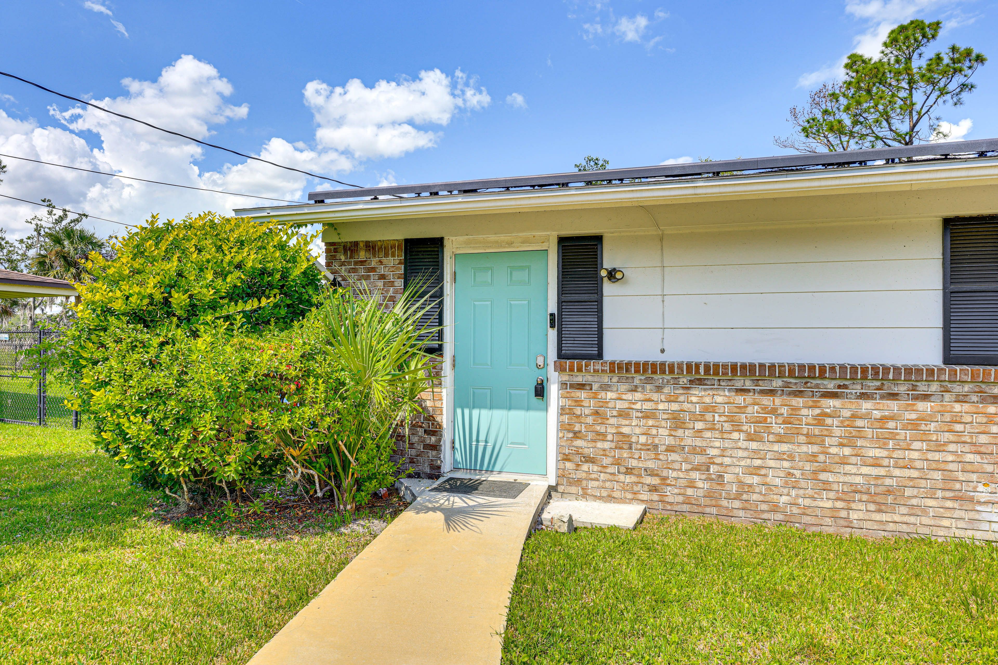 Unit Exterior
