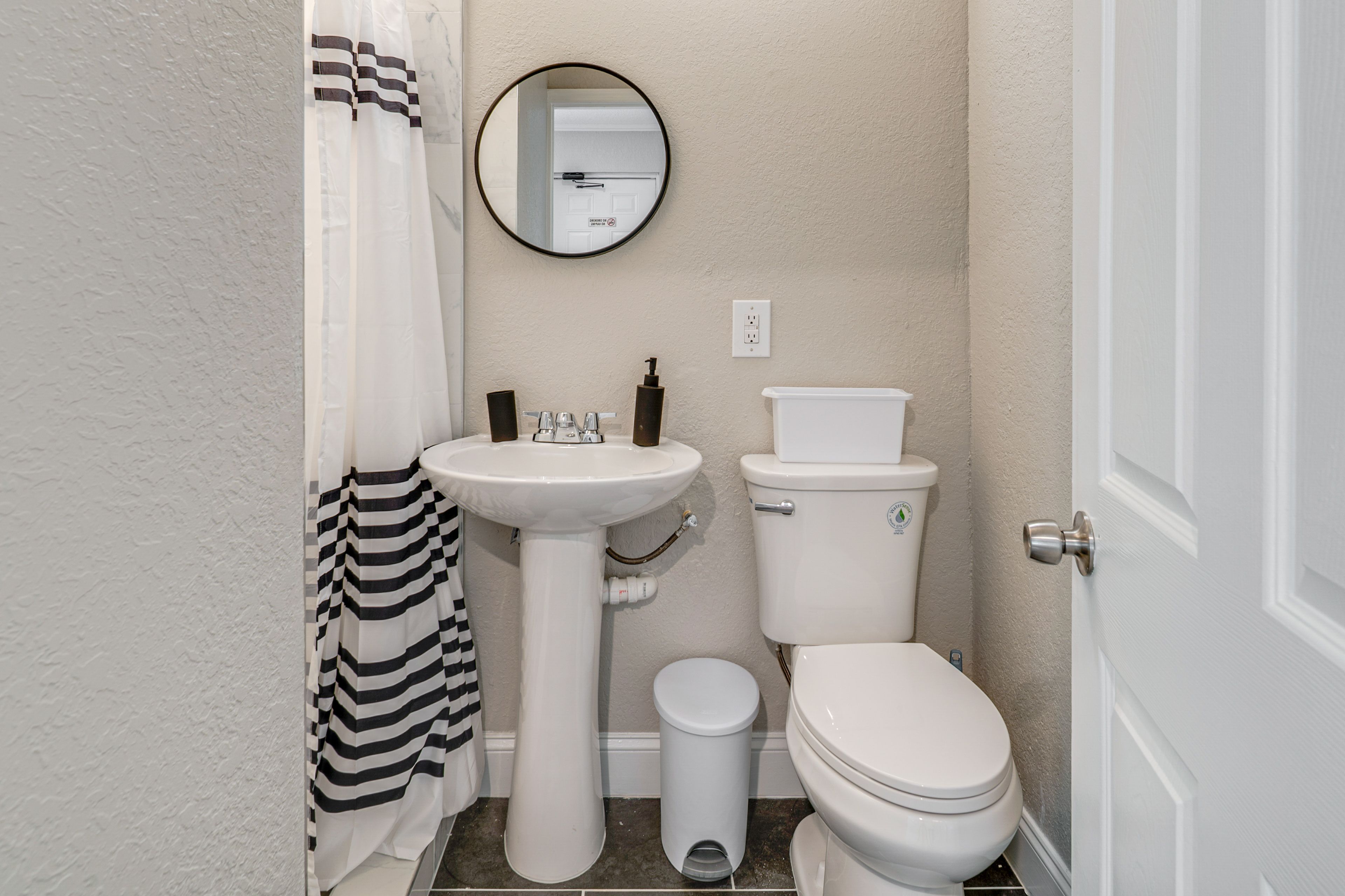 Bathroom | Shower | Towels Provided