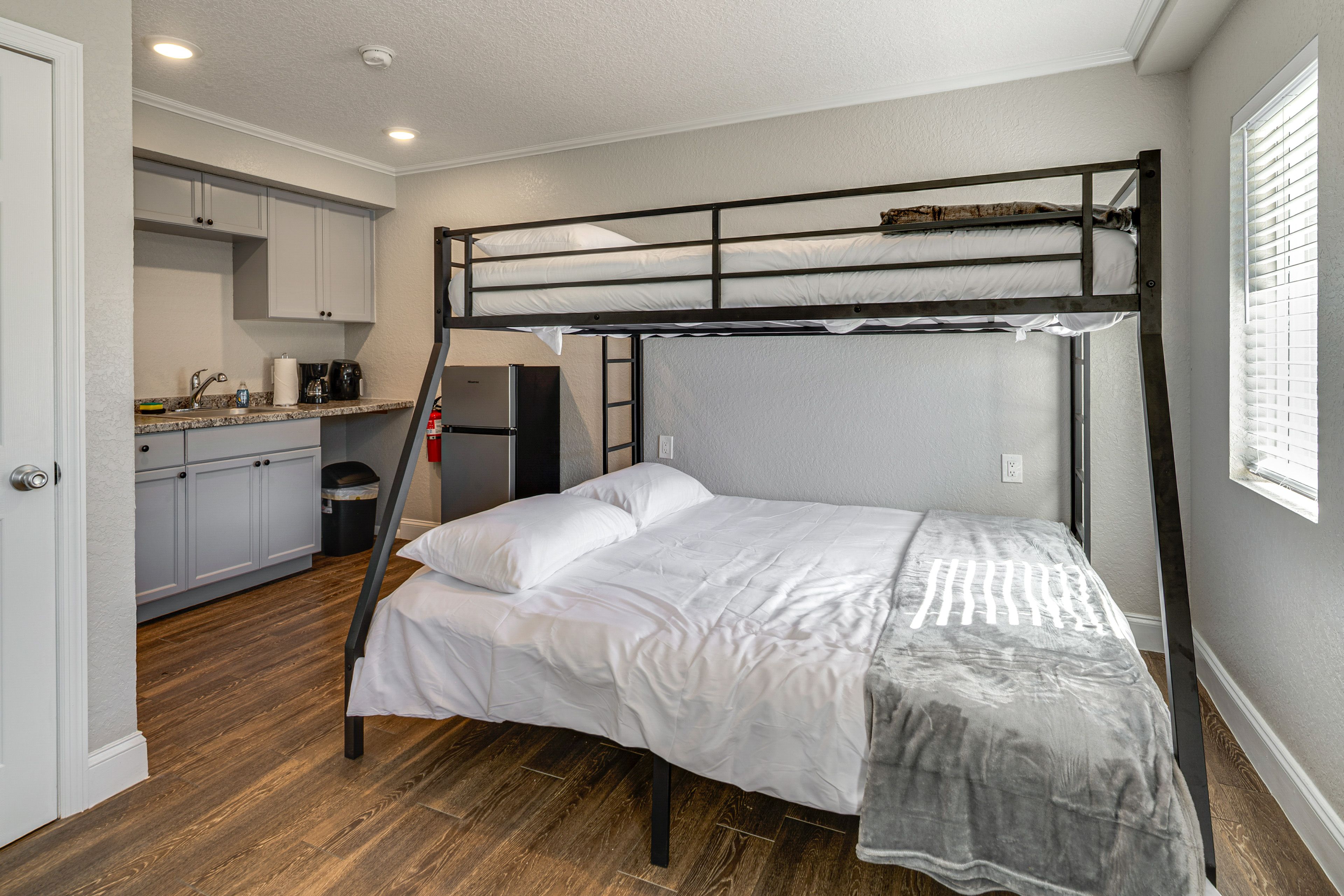 Homosassa Vacation Rental | Studio | 1BA | 400 Sq Ft | Step-Free Access