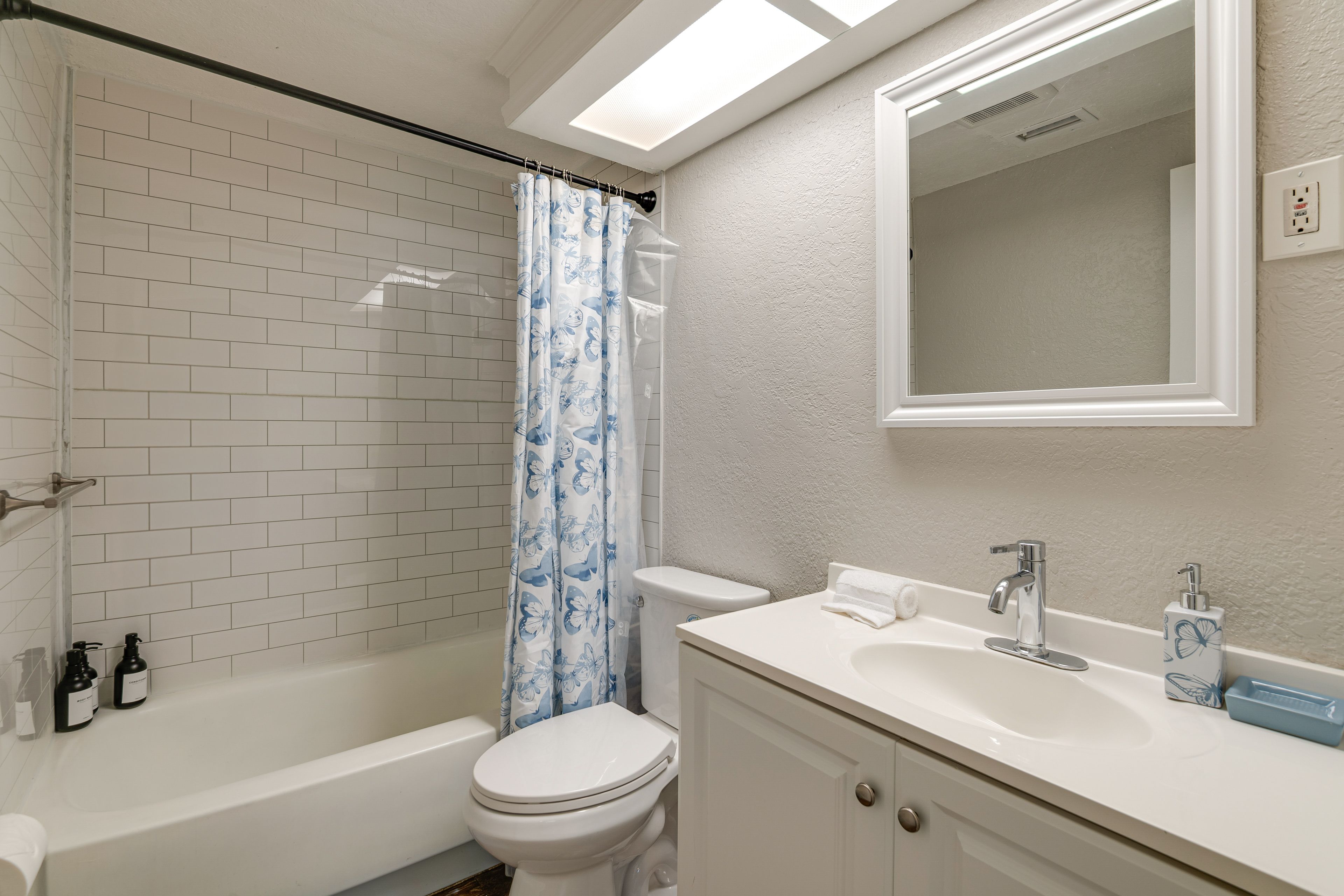 Bathroom | Towels Provided