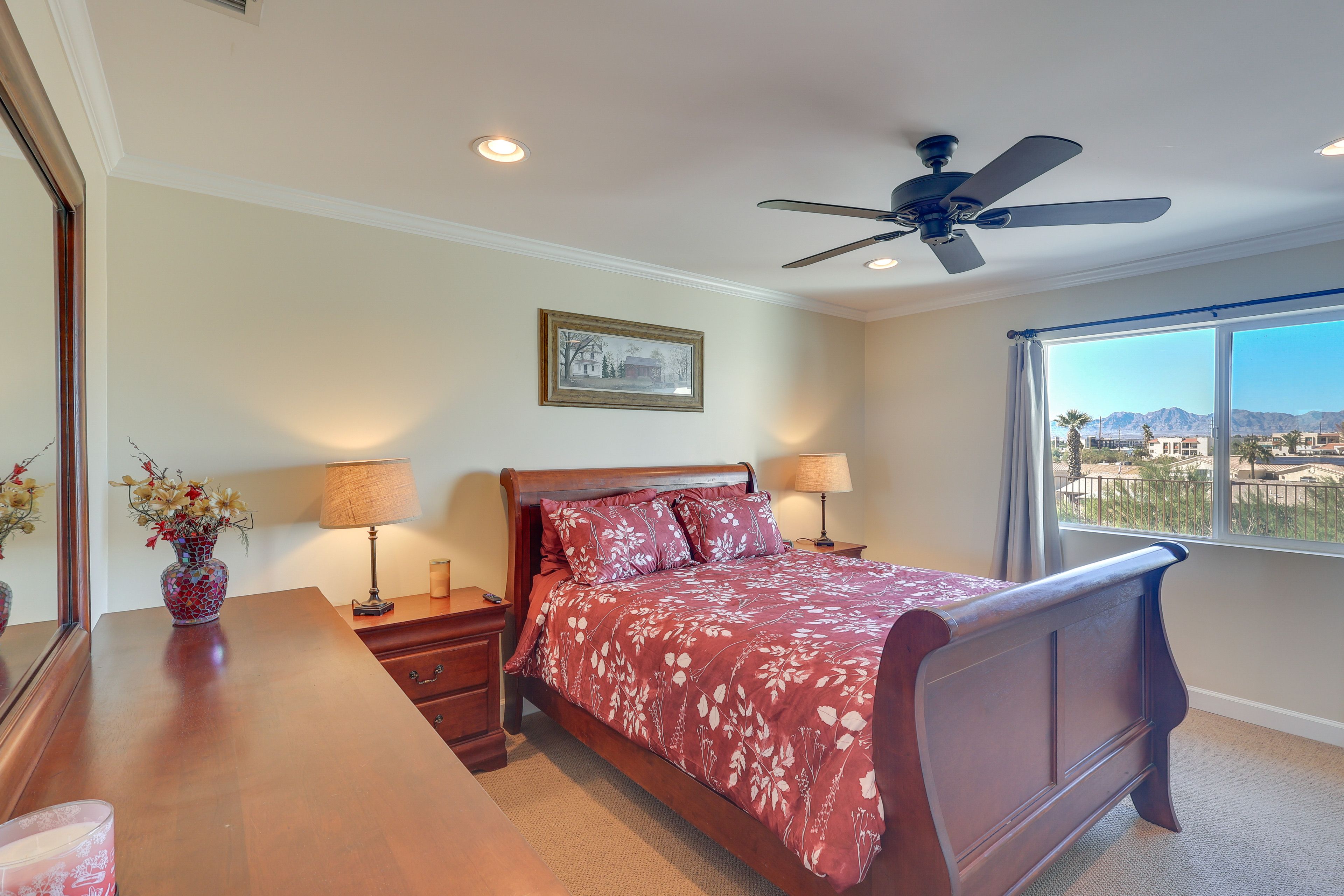 Bedroom 3 | Queen Bed