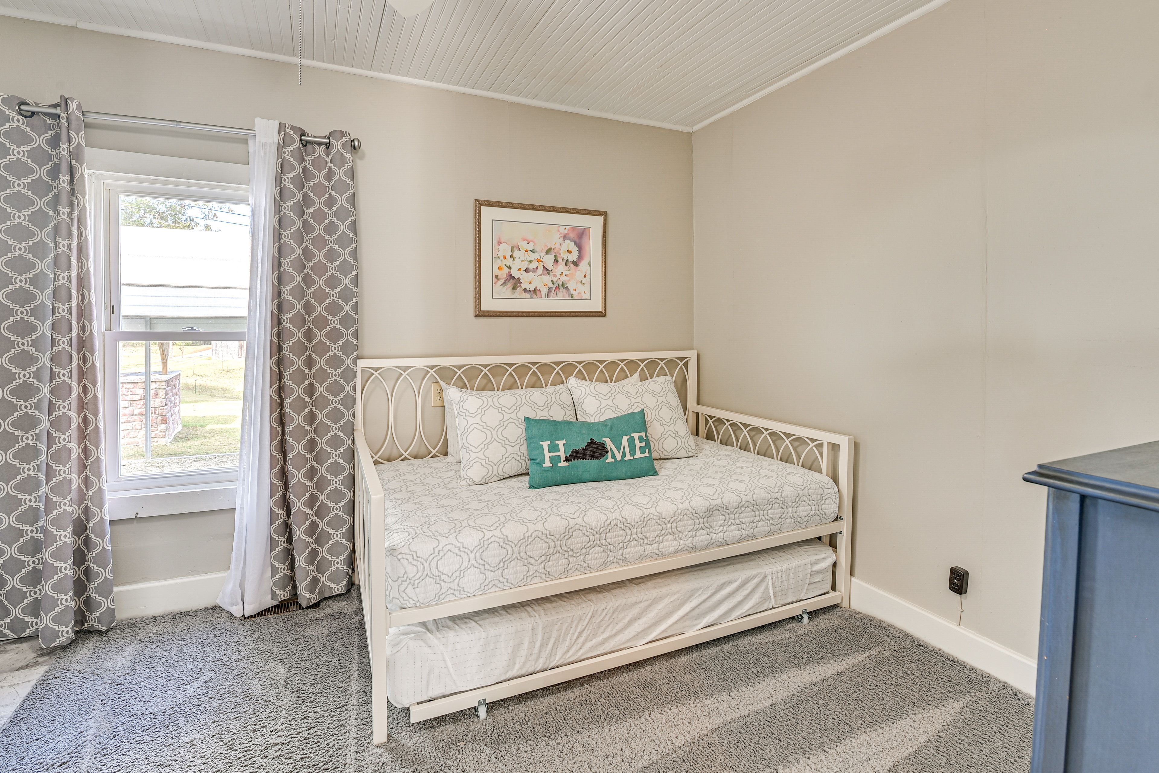 Bedroom 3 | Twin Daybed w/ Twin Trundle | Washer/Dryer