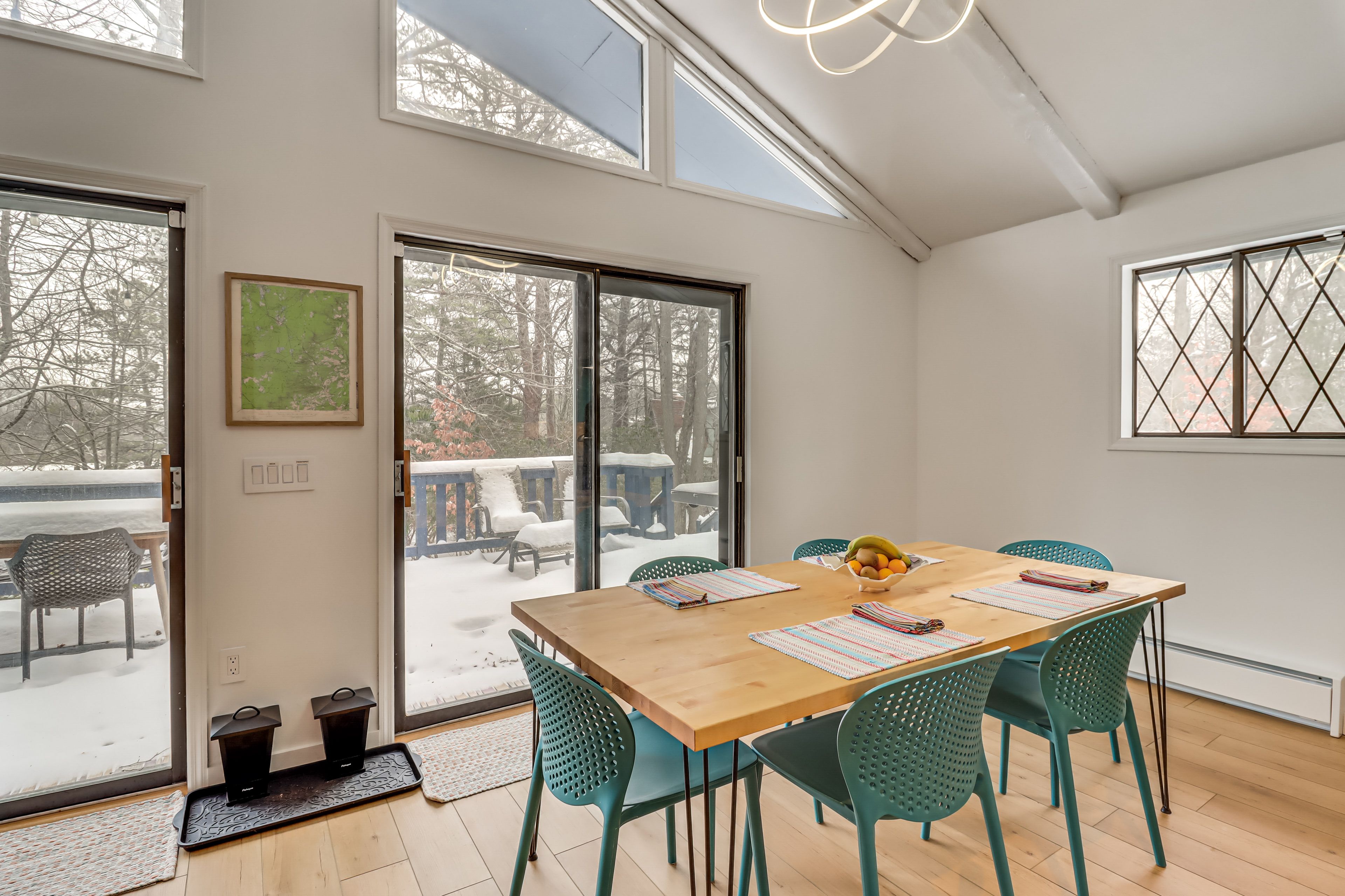 Dining Area | Main Level | Dishware & Flatware