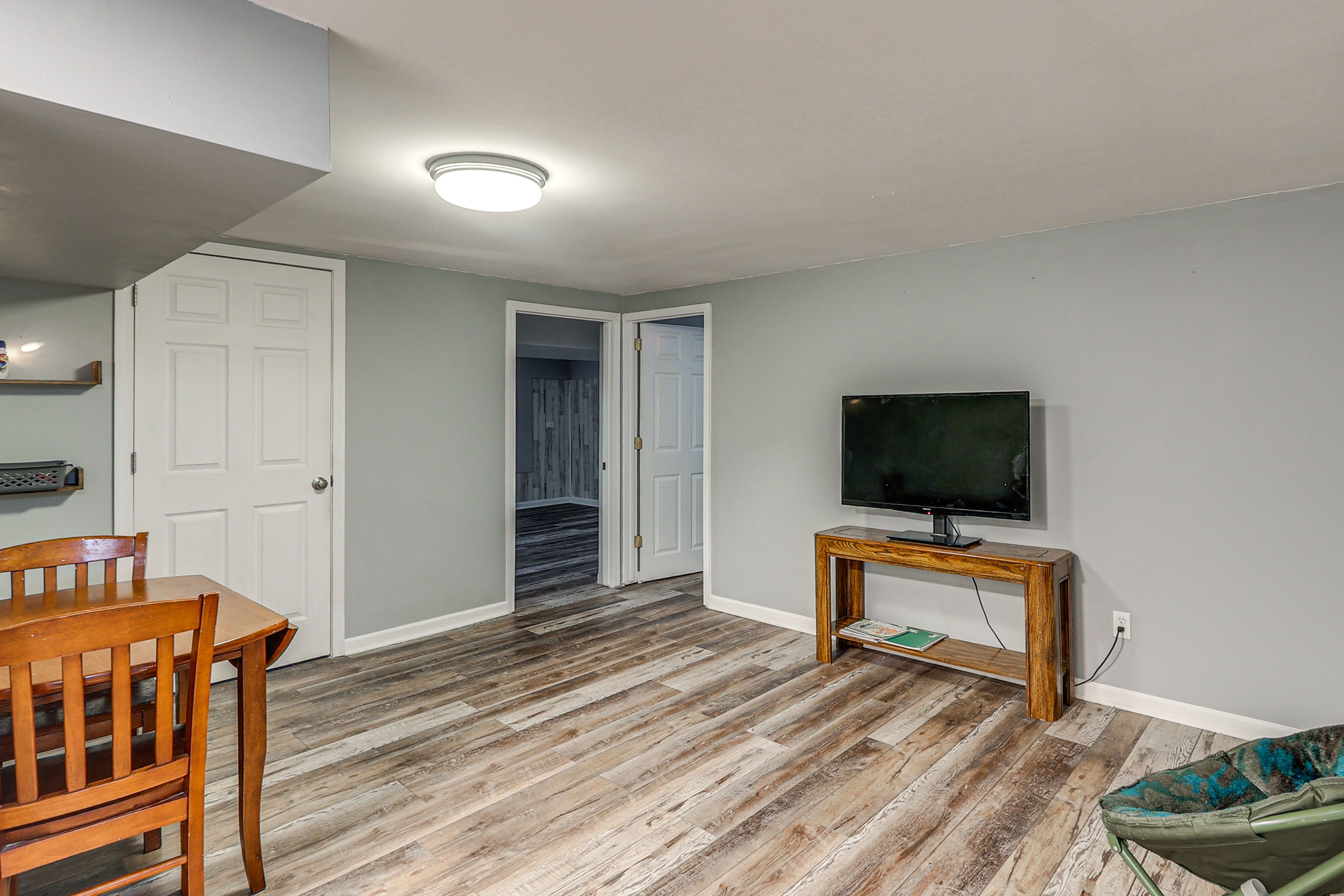 Living Room | Dining Area