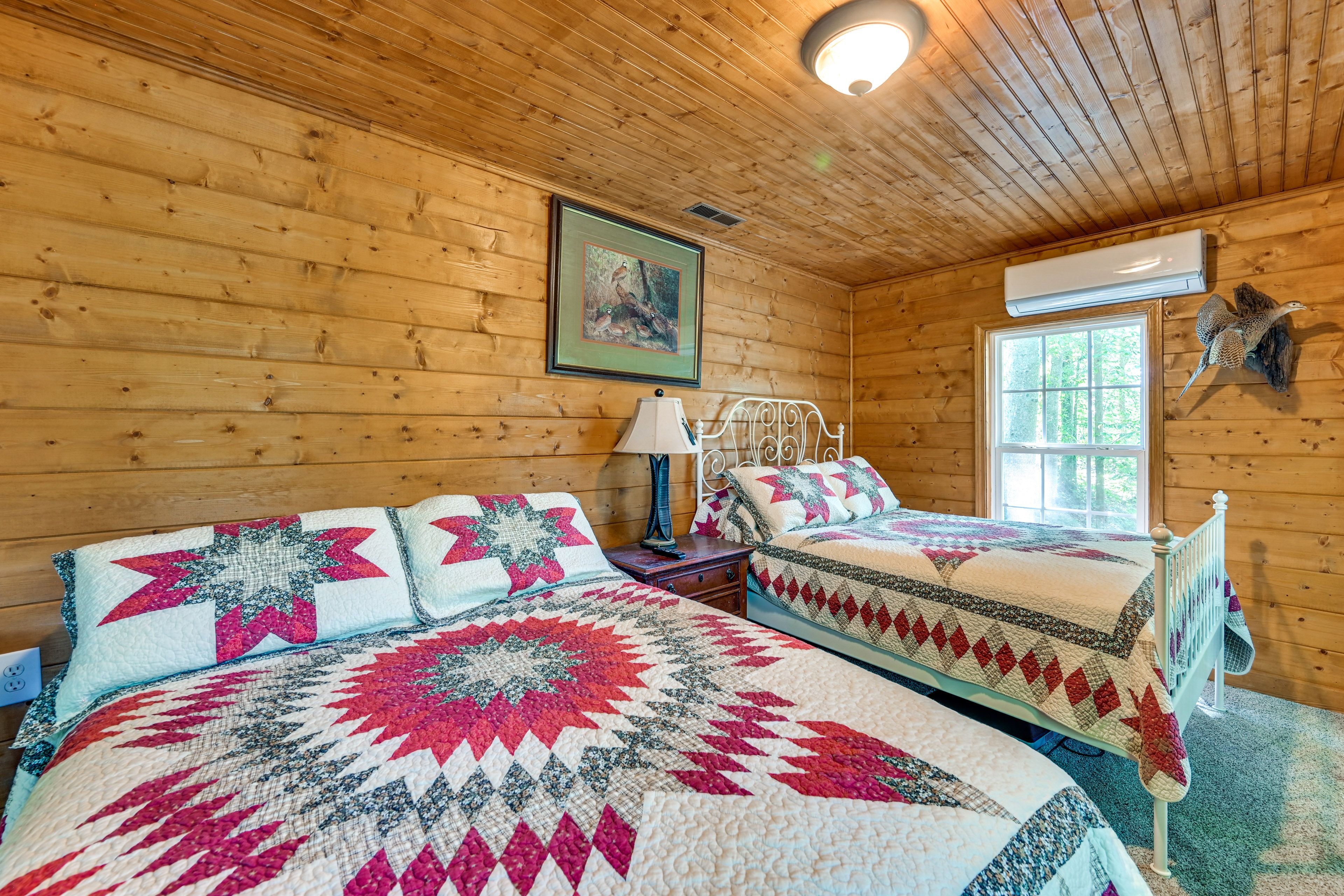 Bedroom 1 | 2 Full Beds | Smart TV | Lower Level