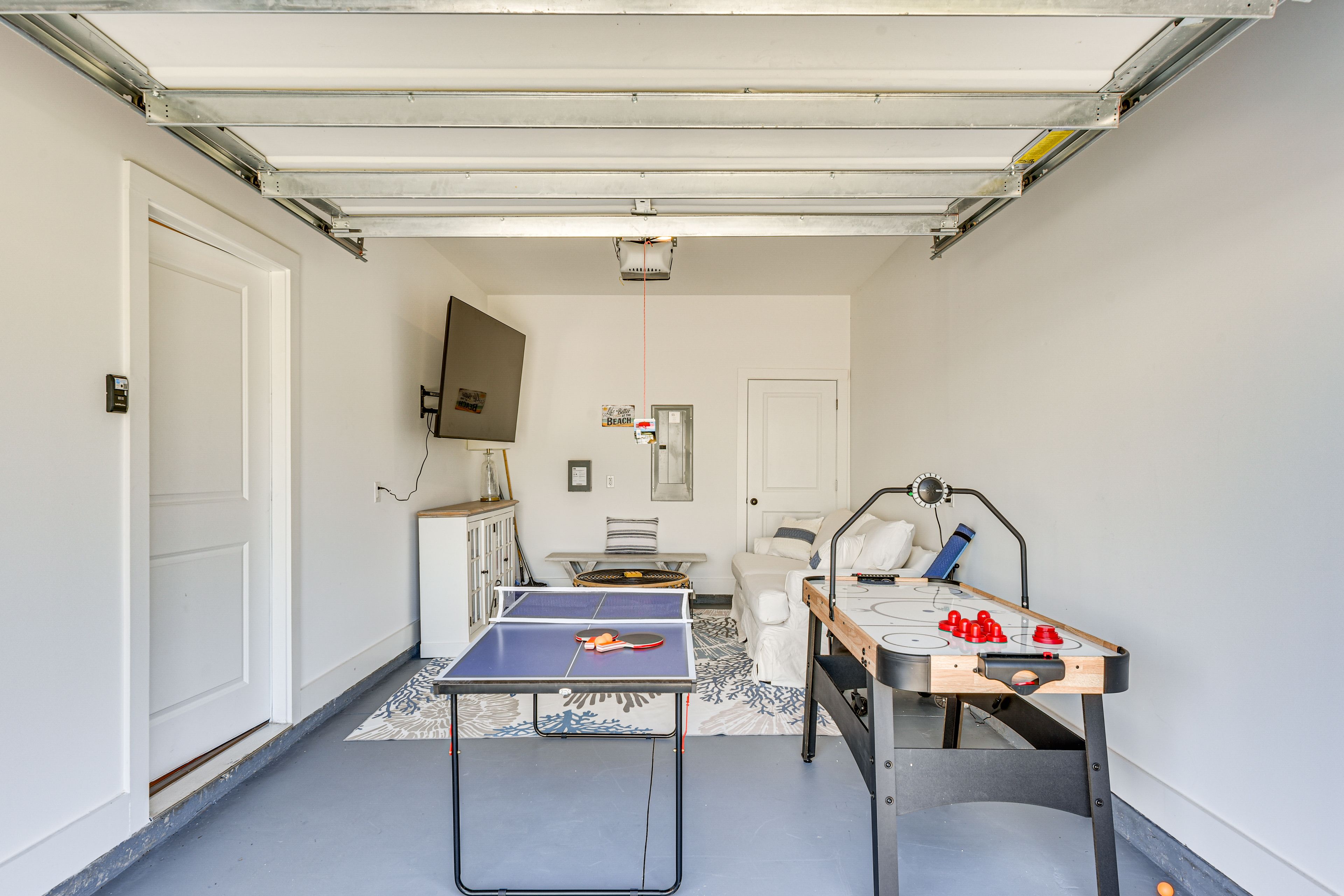 Garage | Game Room