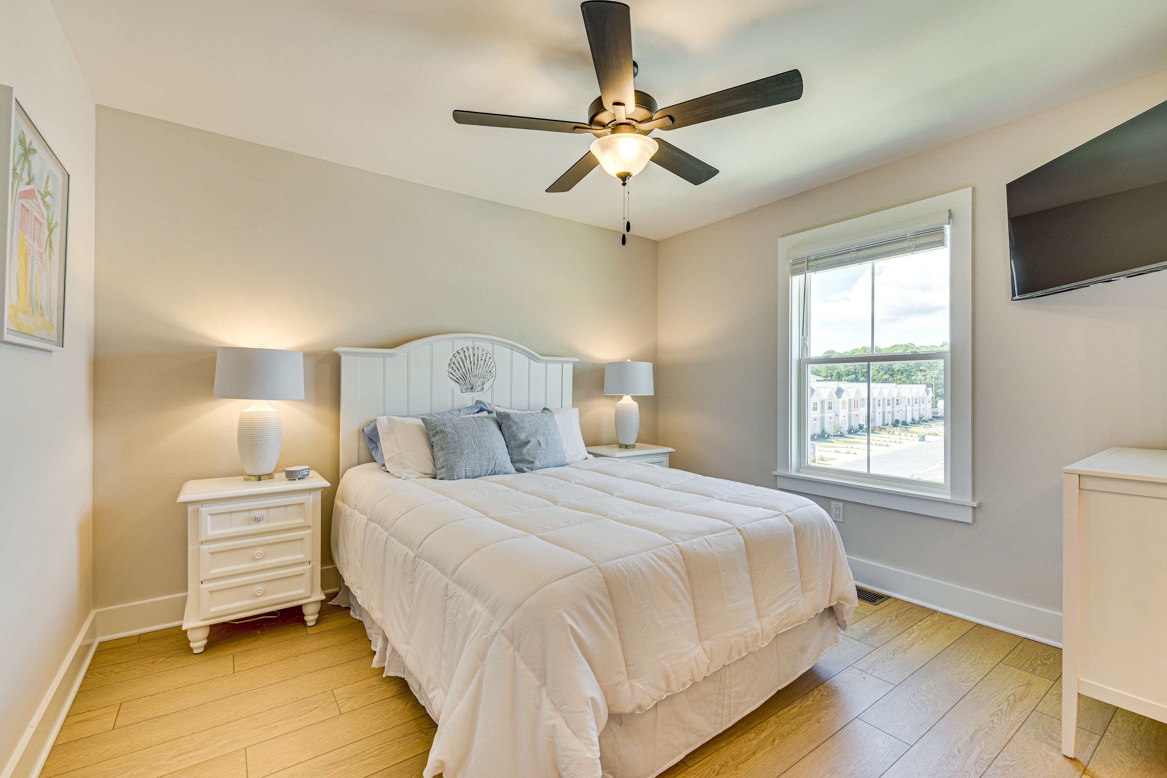 Bedroom 3 | 3rd Floor | Queen Bed