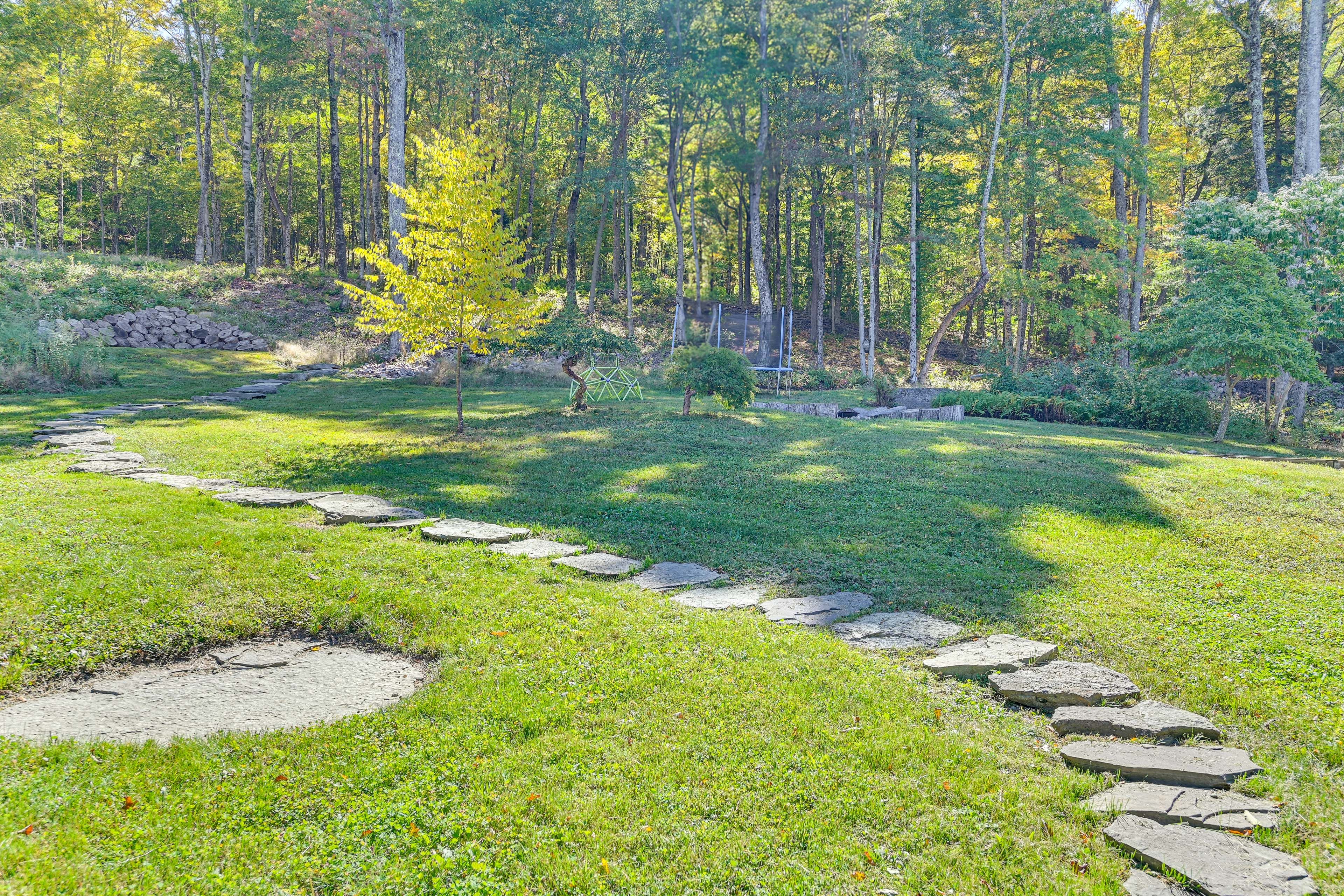 House Exterior | Private Yard