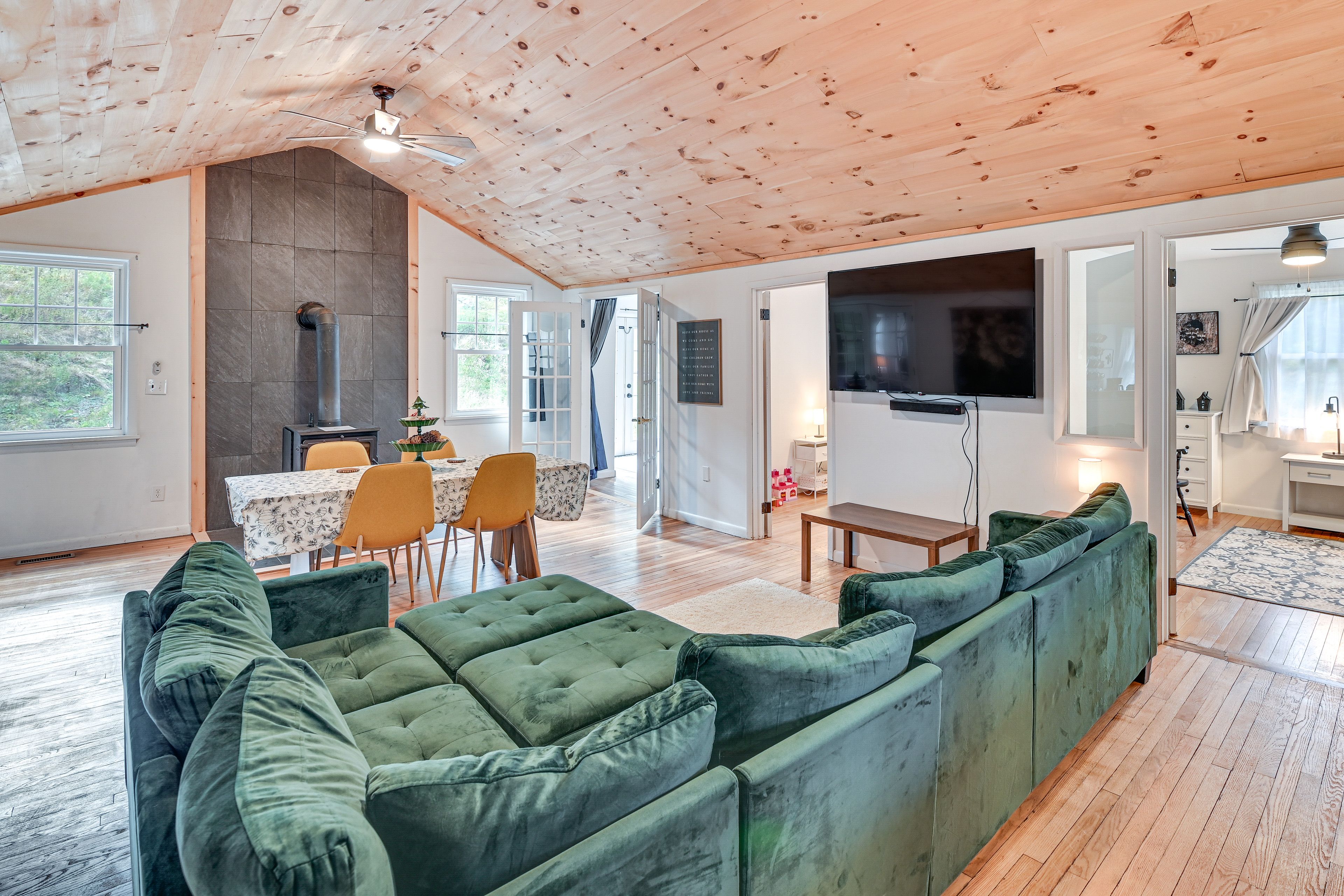 Living Area | Dining Table | TV