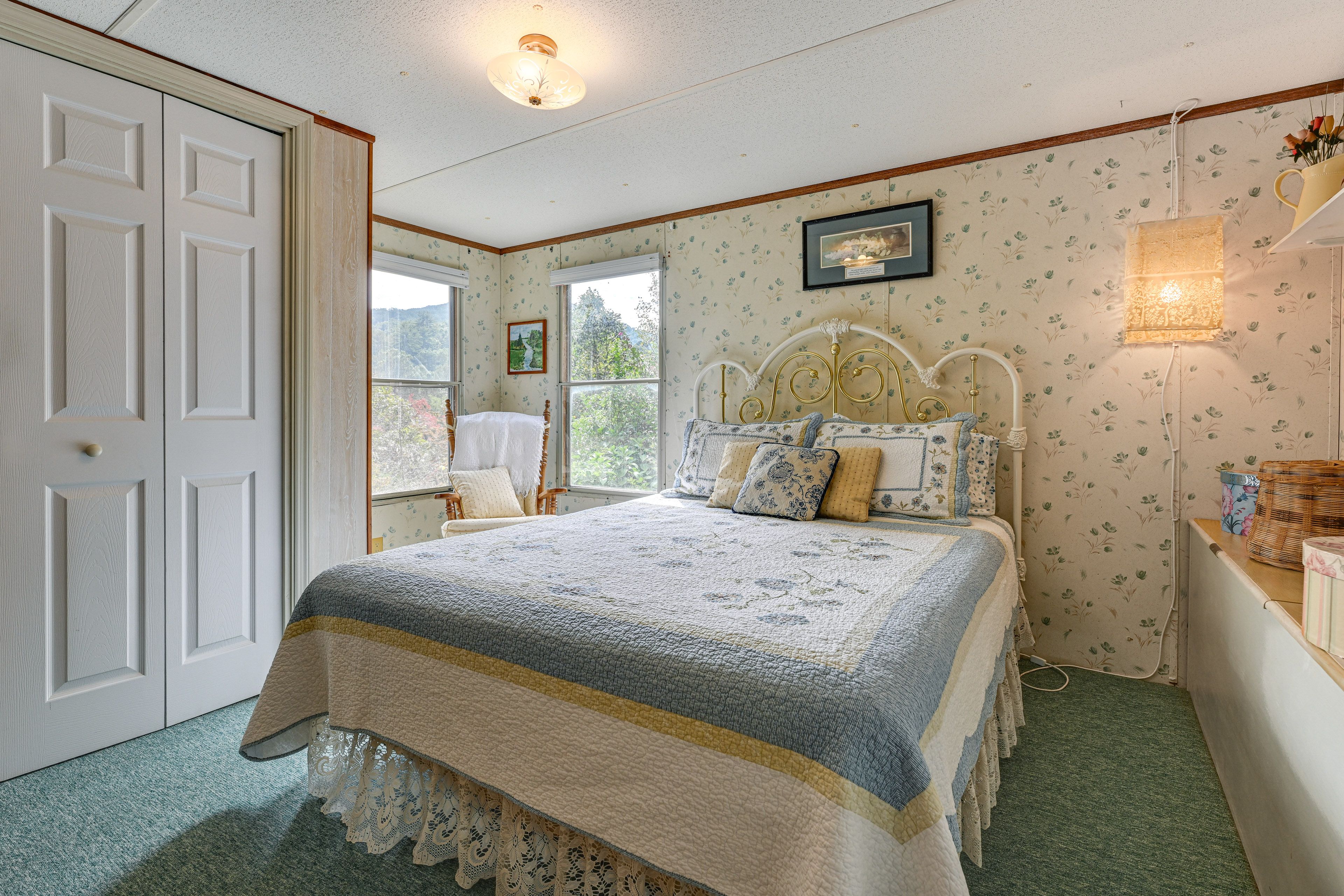 Bedroom 1 | Queen Bed | Linens Provided