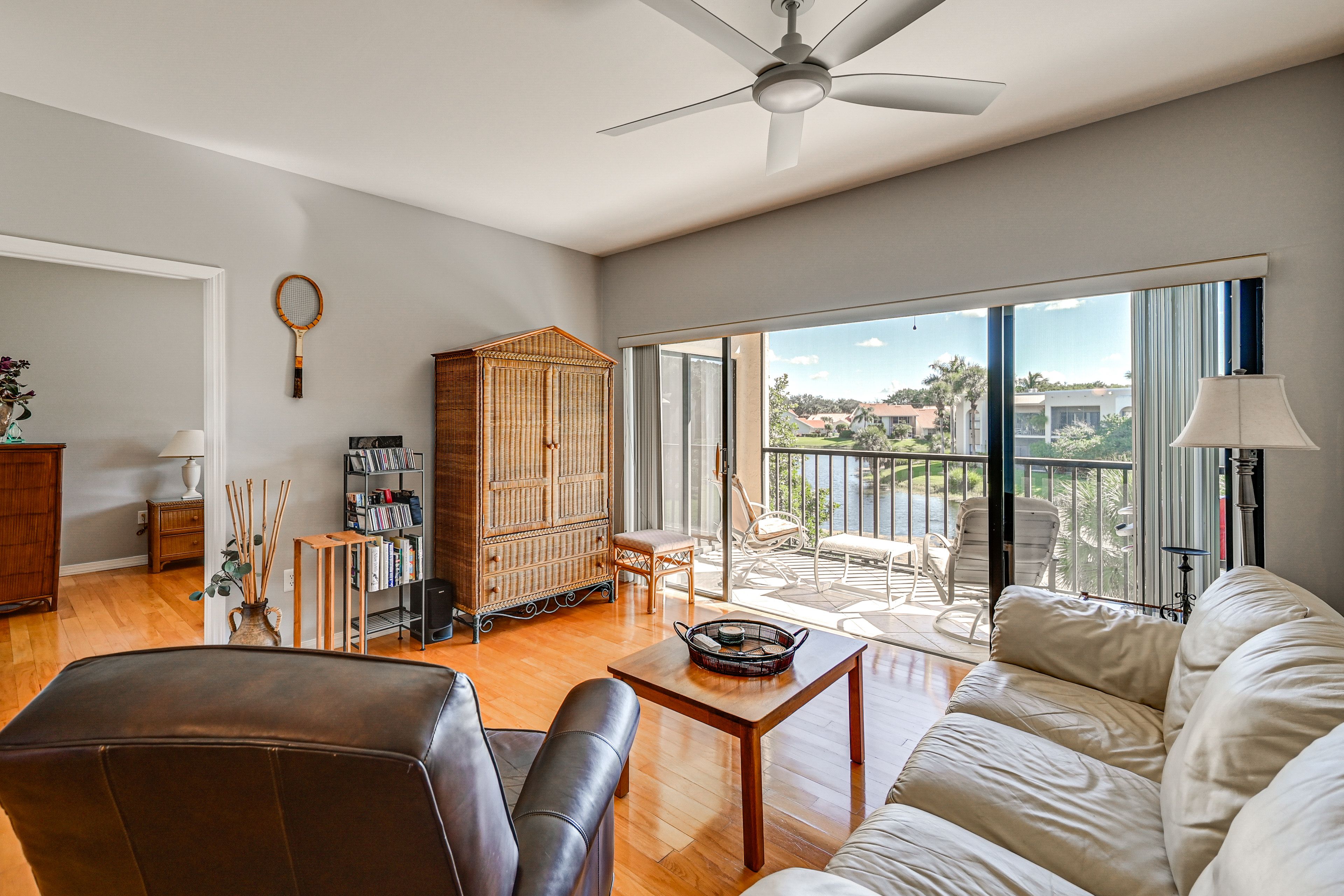 Naples Vacation Rental | 2BR | 2BA | 965 Sq Ft | Stairs to Enter