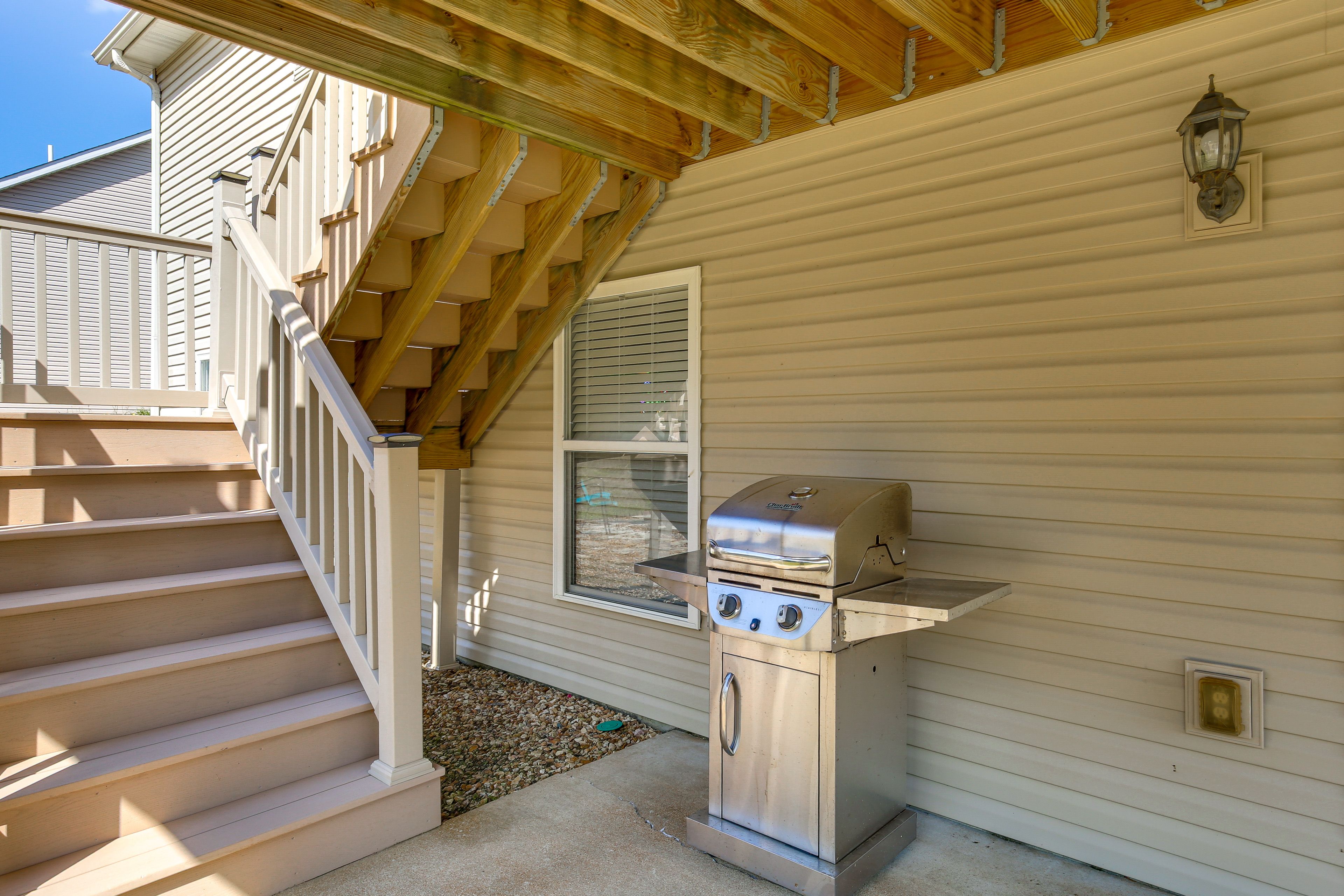 Gas Grill (Propane Provided)