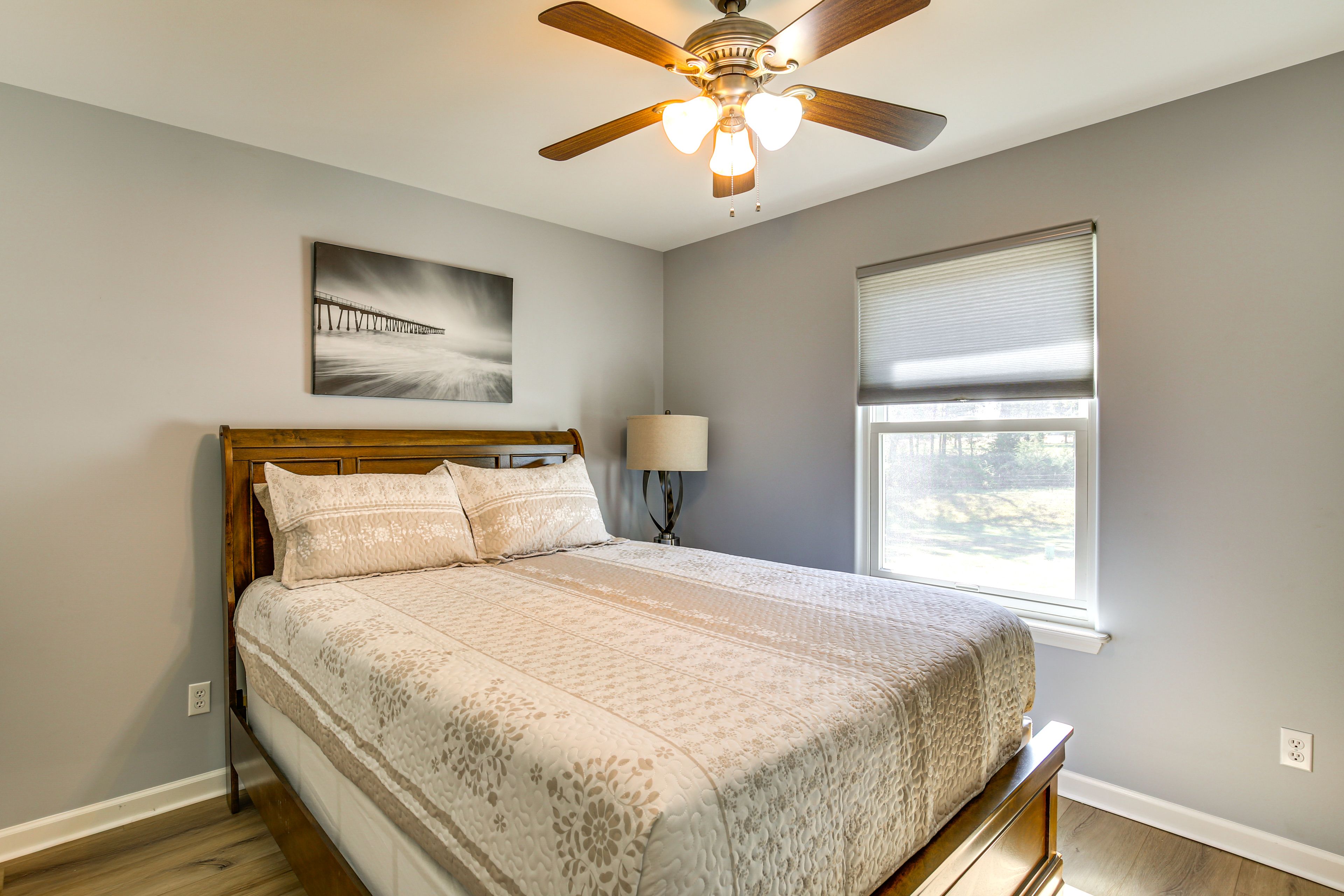 Bedroom 2 | 1st Floor | Queen Bed