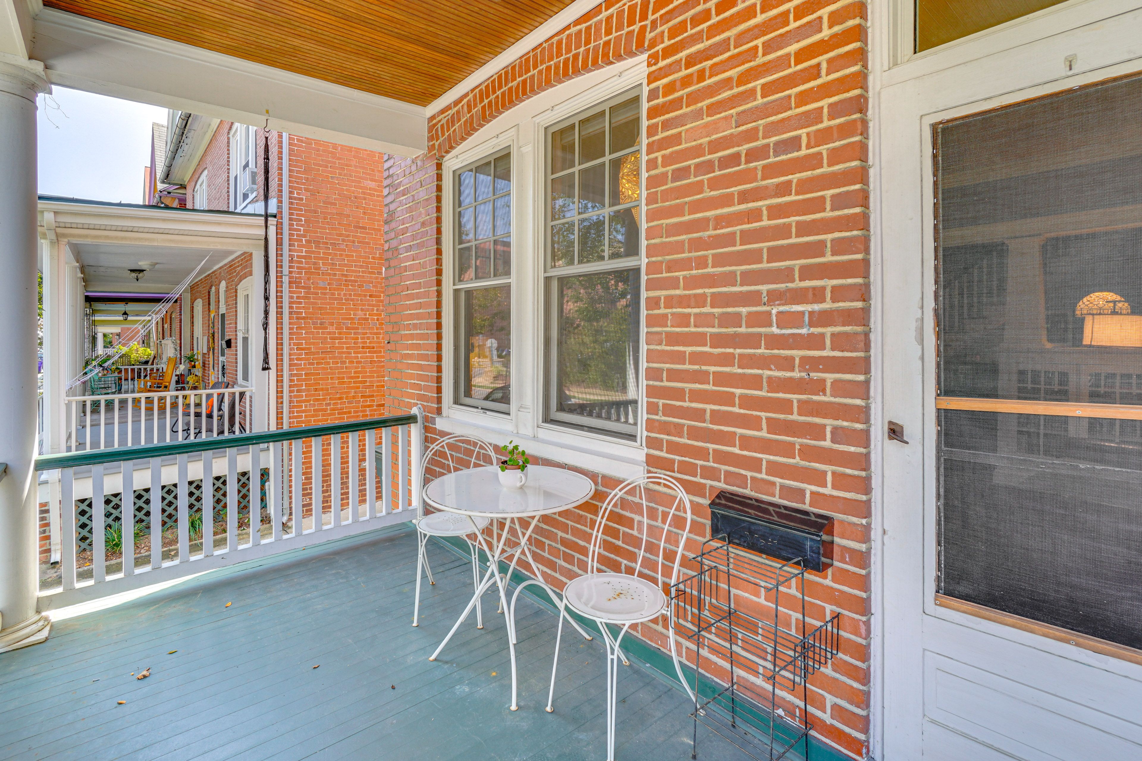 Furnished Front Porch