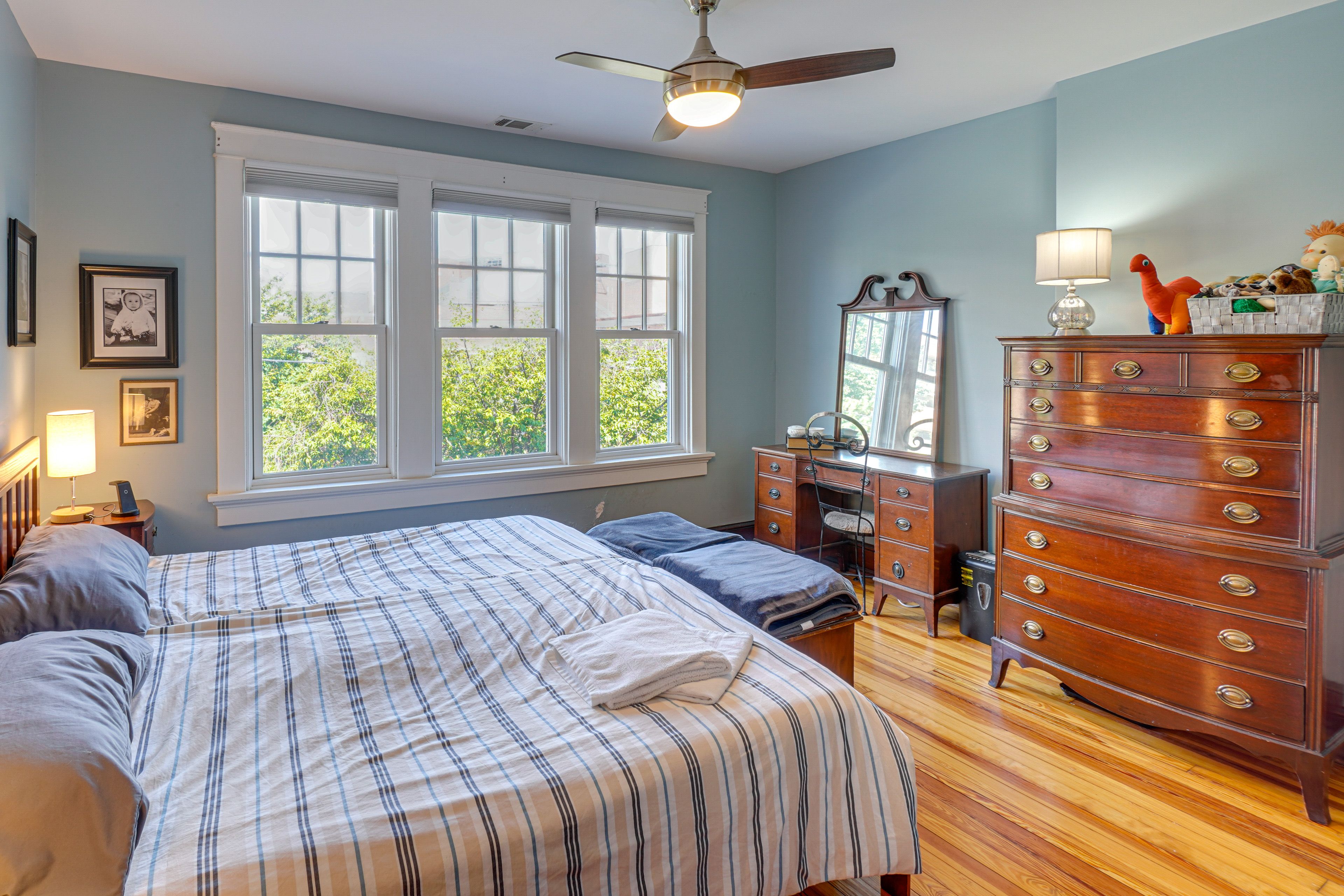 Bedroom 1 | Upper Level | King Bed | Linens Provided