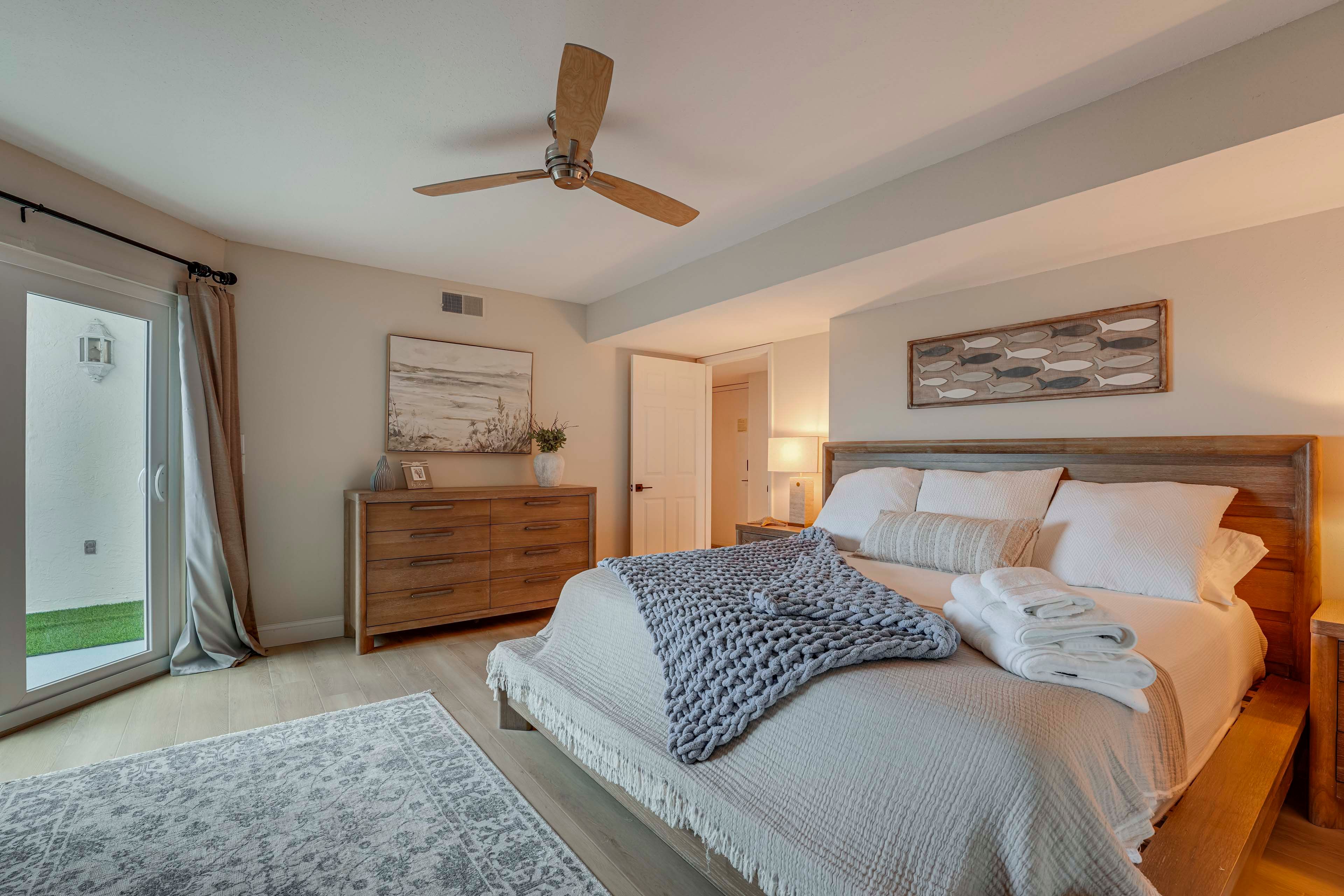 Bedroom 1 | King Bed | Linens Provided