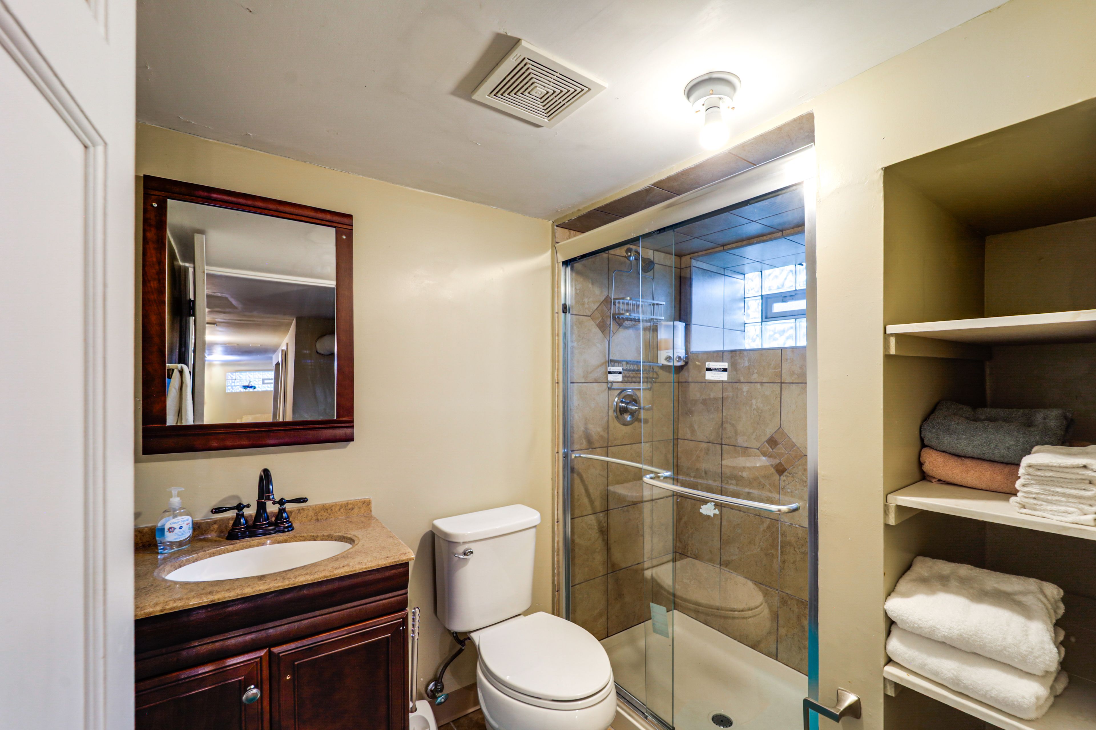 Full Bathroom | Basement