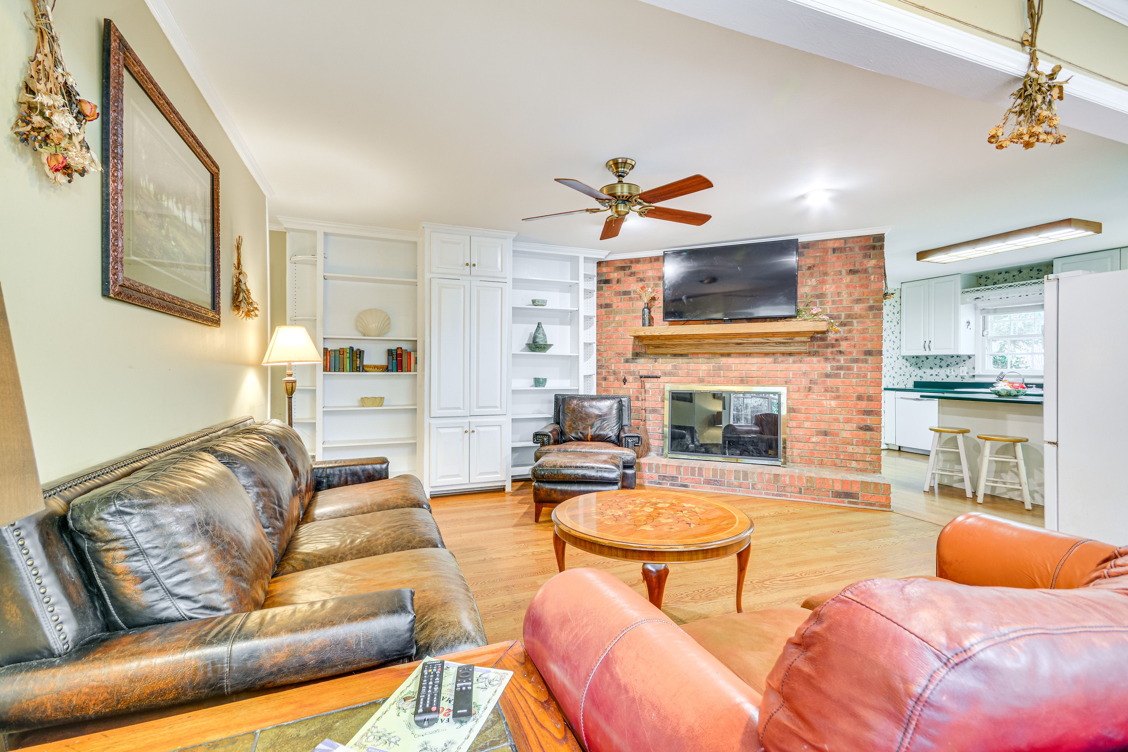 Greensboro Vacation Rental | 4BR | 2BA | Stairs Required | 2,000 Sq Ft
