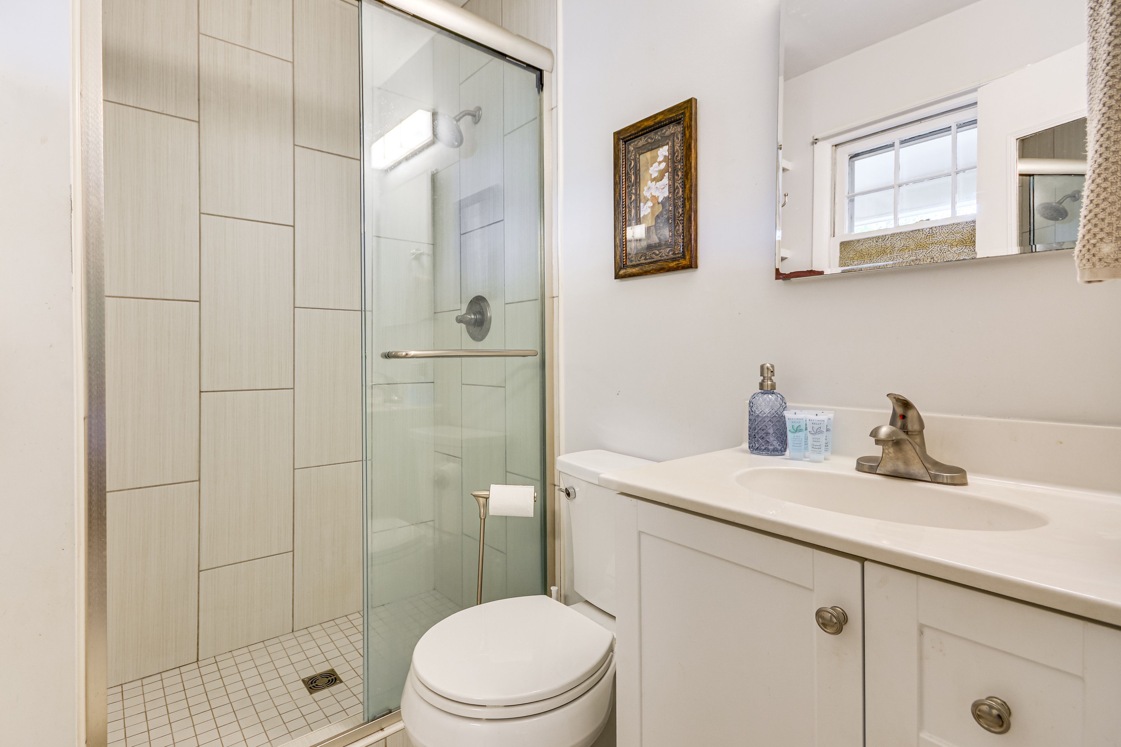 En-Suite Bathroom | Towels Provided