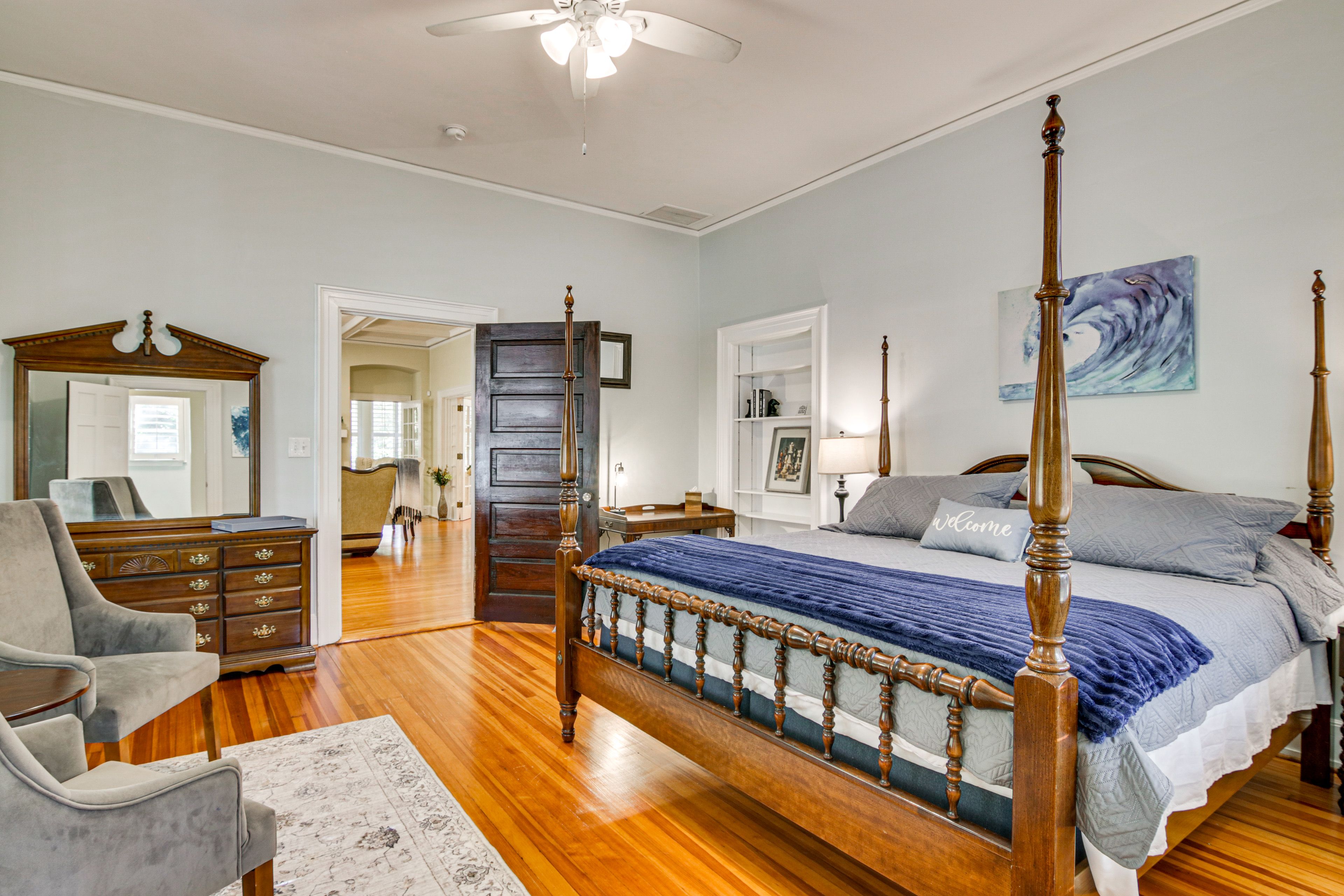 Bedroom 2 | King Bed | Linens Provided