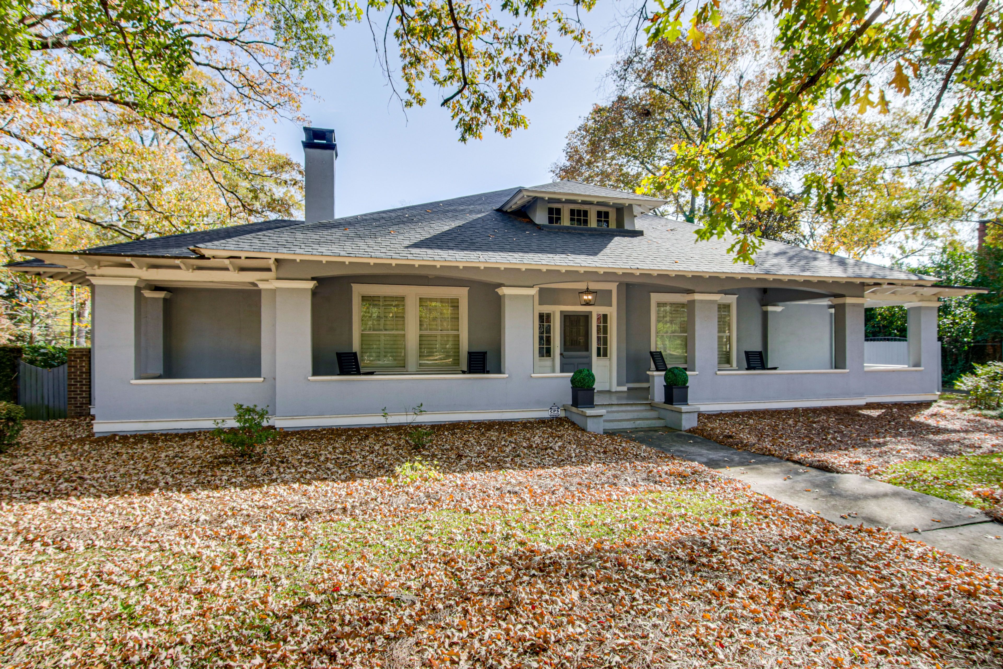 Hartsville Vacation Rental | 3BR | 3.5BA | 3,904 Sq Ft | 5 Steps to Enter