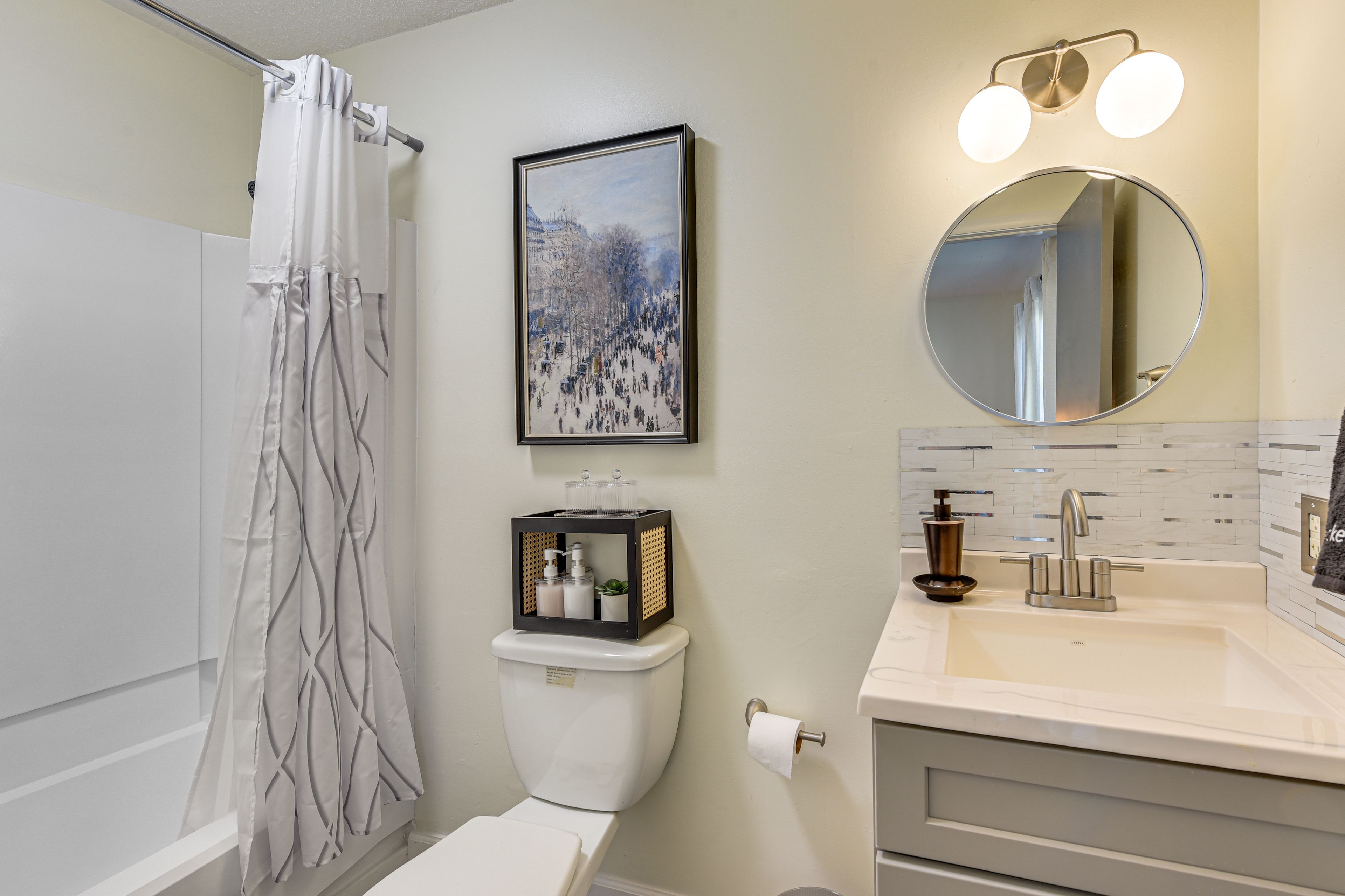 Bathroom | Towels Provided