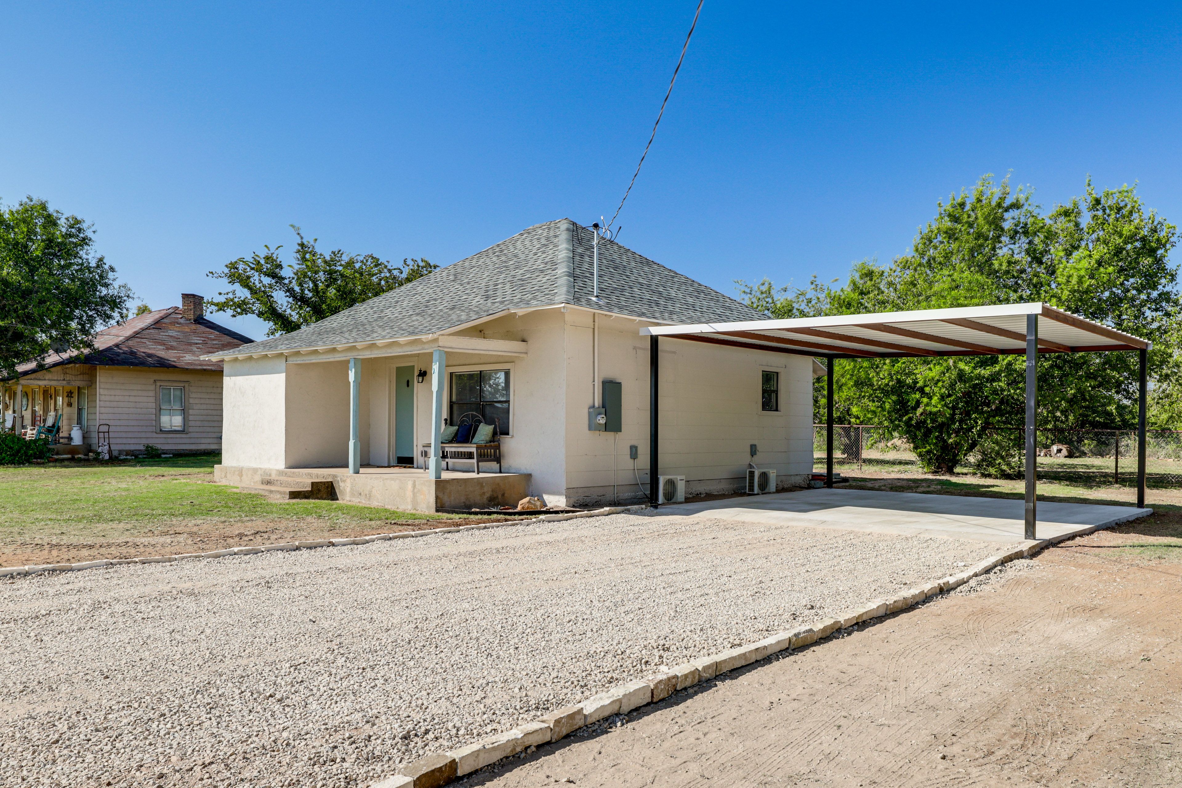 Parking | Carport (2 Vehicles)