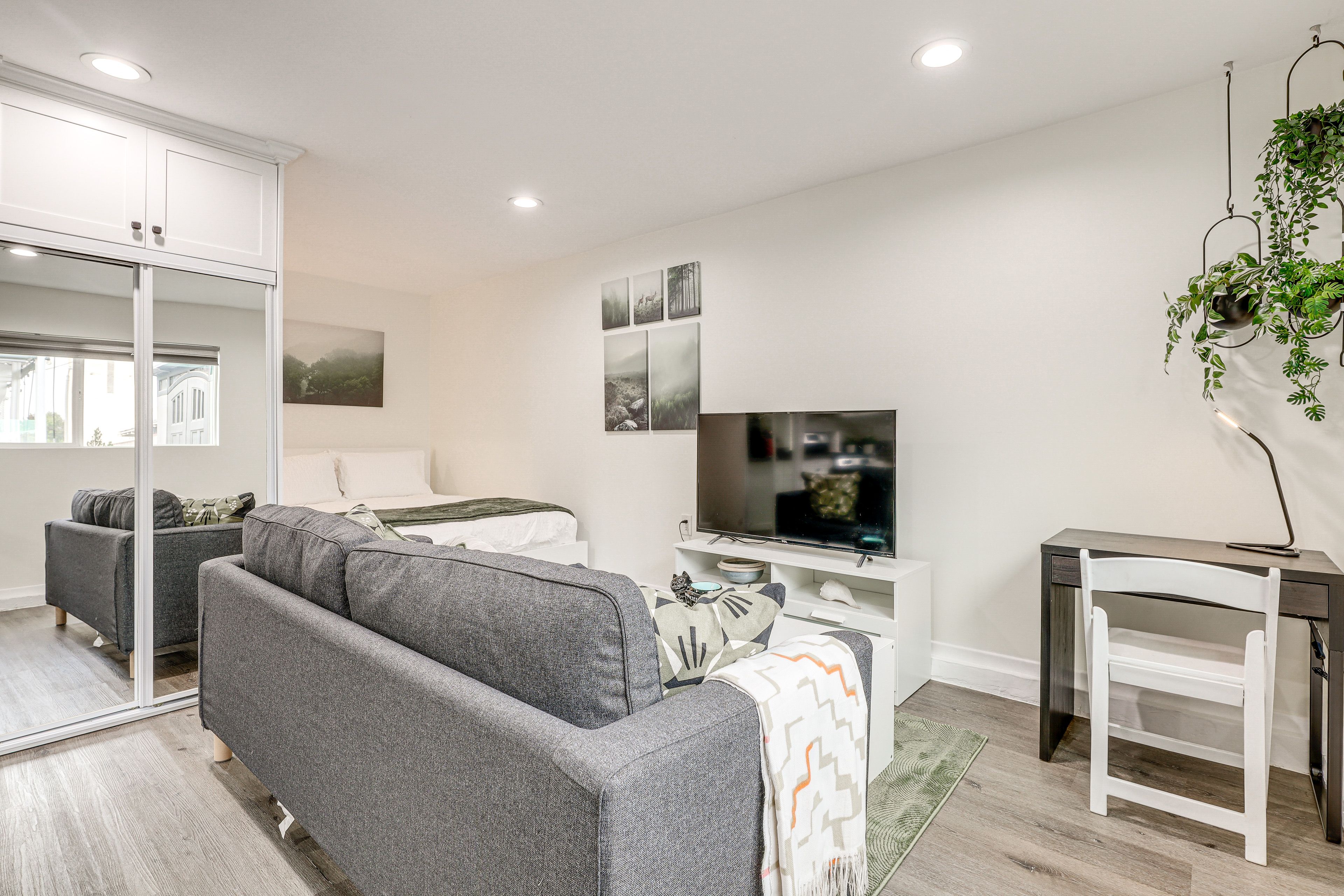 Living Area | Free WiFi | Window A/C & Heating Unit